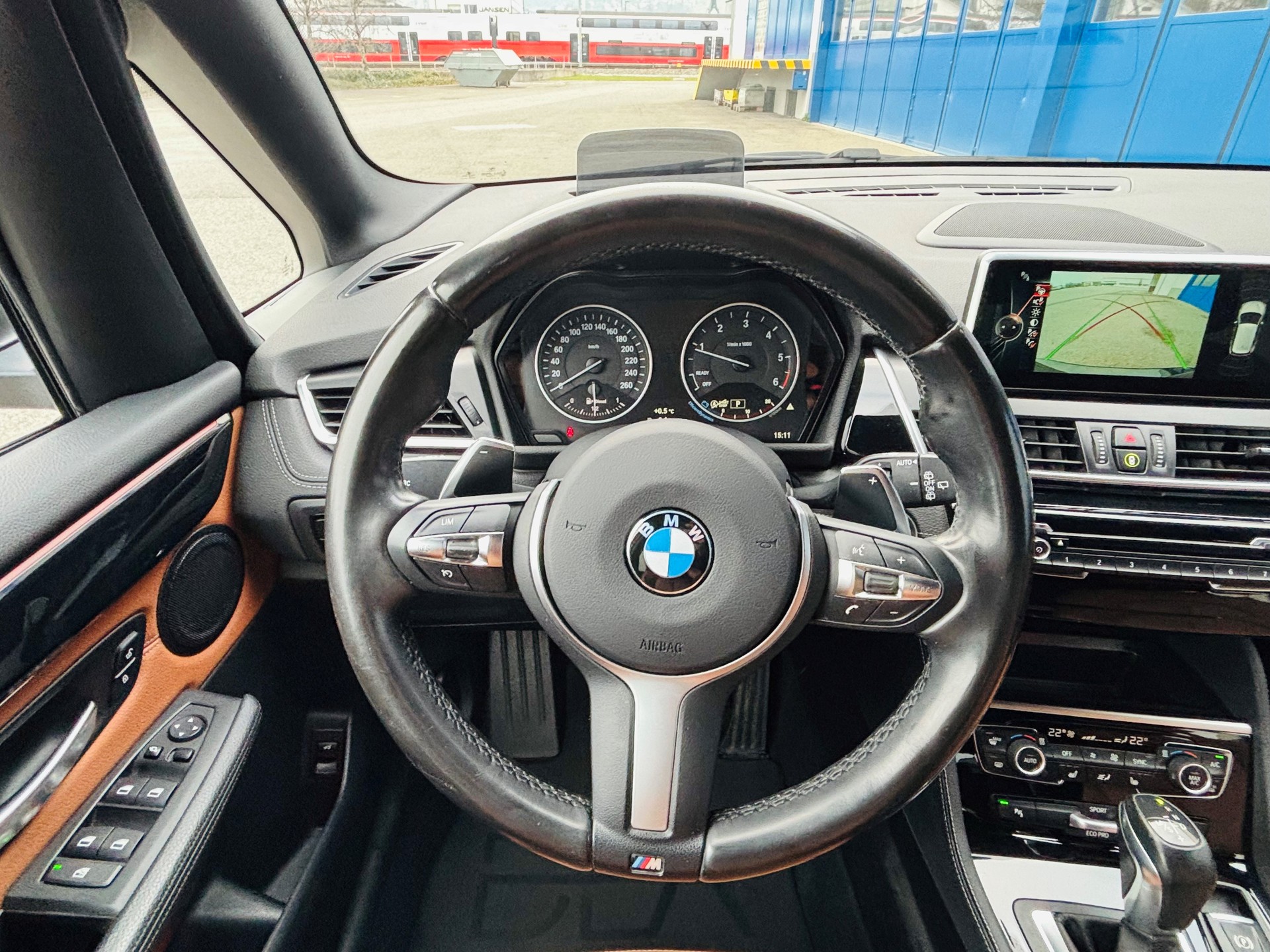 BMW 220d xDrive Active Tourer Luxury Line Steptronic-image-14