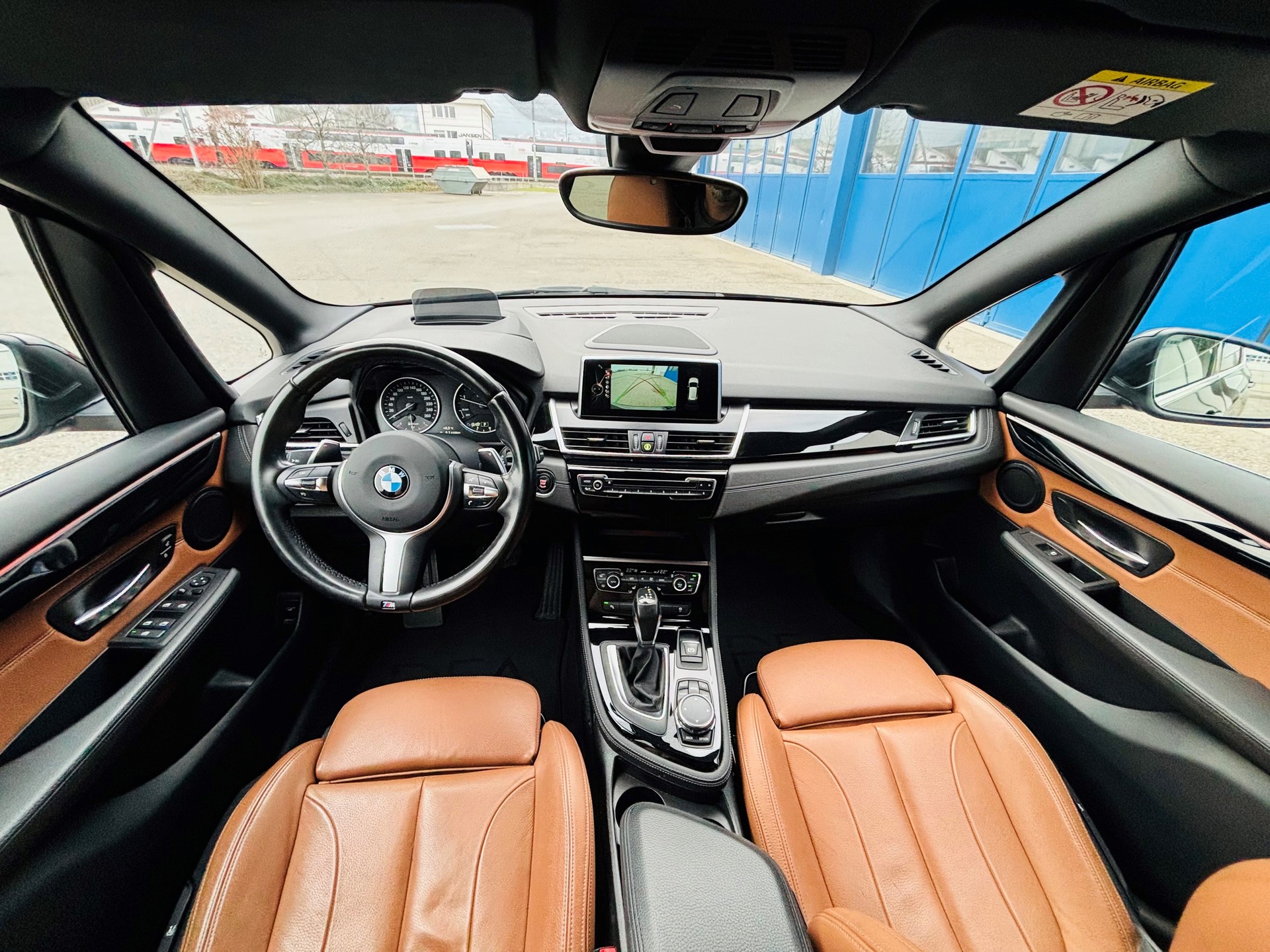 BMW 220d xDrive Active Tourer Luxury Line Steptronic-image-13
