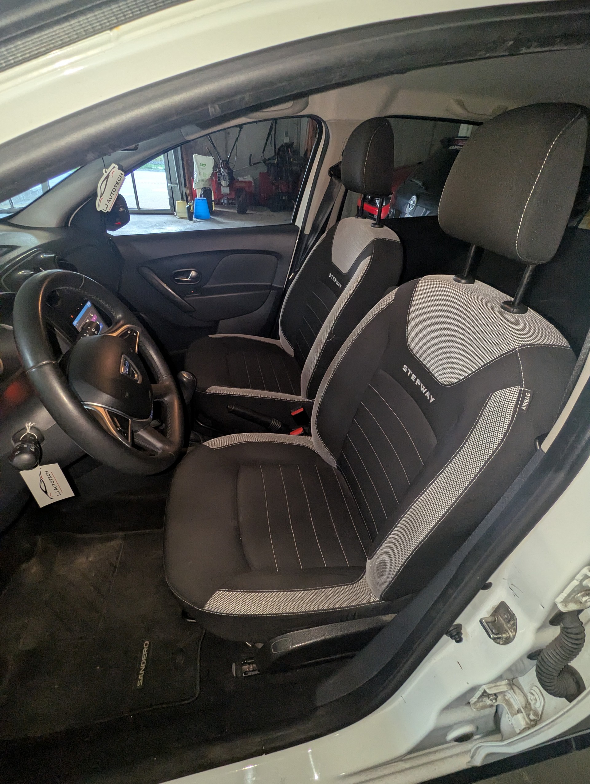 DACIA Sandero 0.9 Stepway-image-6