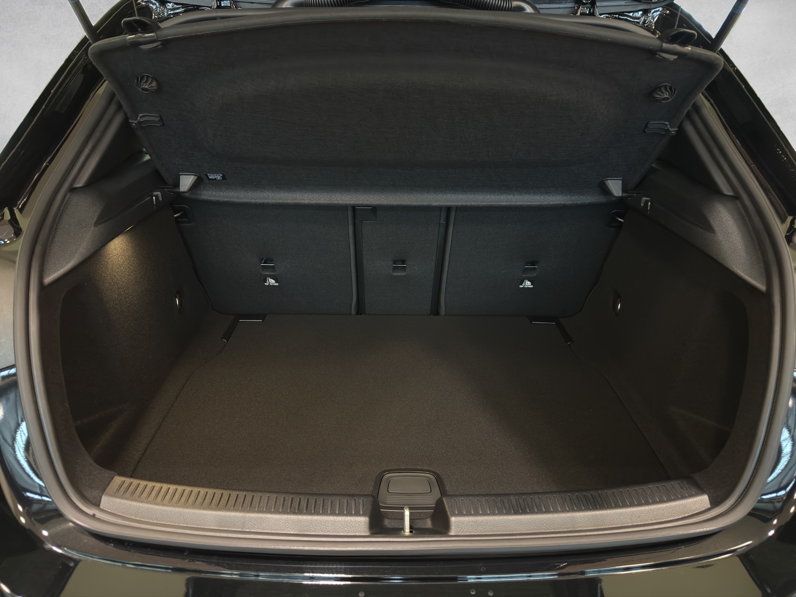 MERCEDES-BENZ A 220 4Matic 8G-DCT-image-13