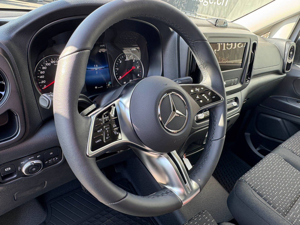 MERCEDES-BENZ Vito 119 CDI 4x4 Kasten Pro lang-image-8