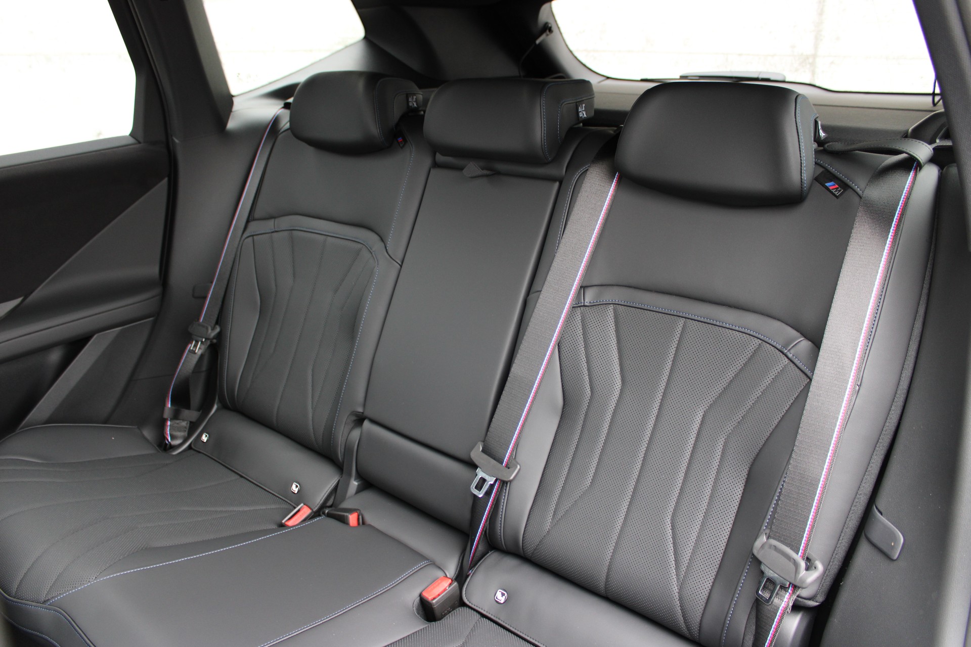 BMW iX3 50 xDrive M Sport Pro-image-16