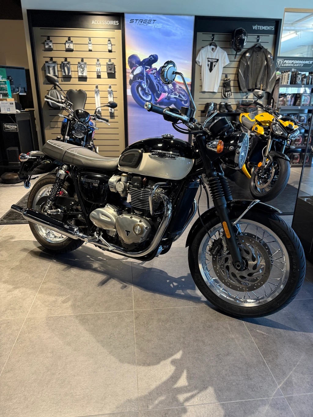 TRIUMPH Bonneville T120-image-0