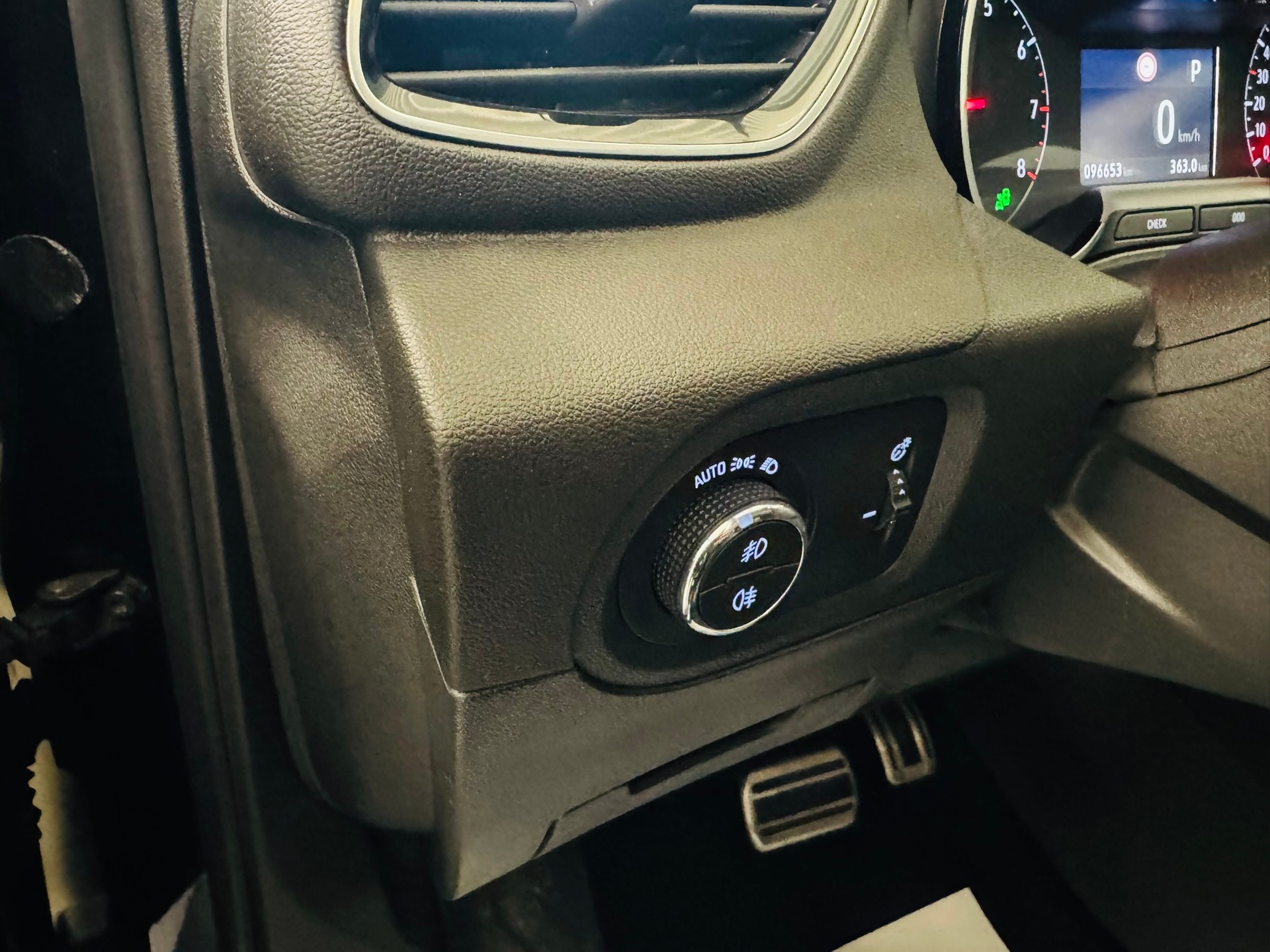 OPEL Grandland X 2.0CDTi Ultimate Automatik-image-16