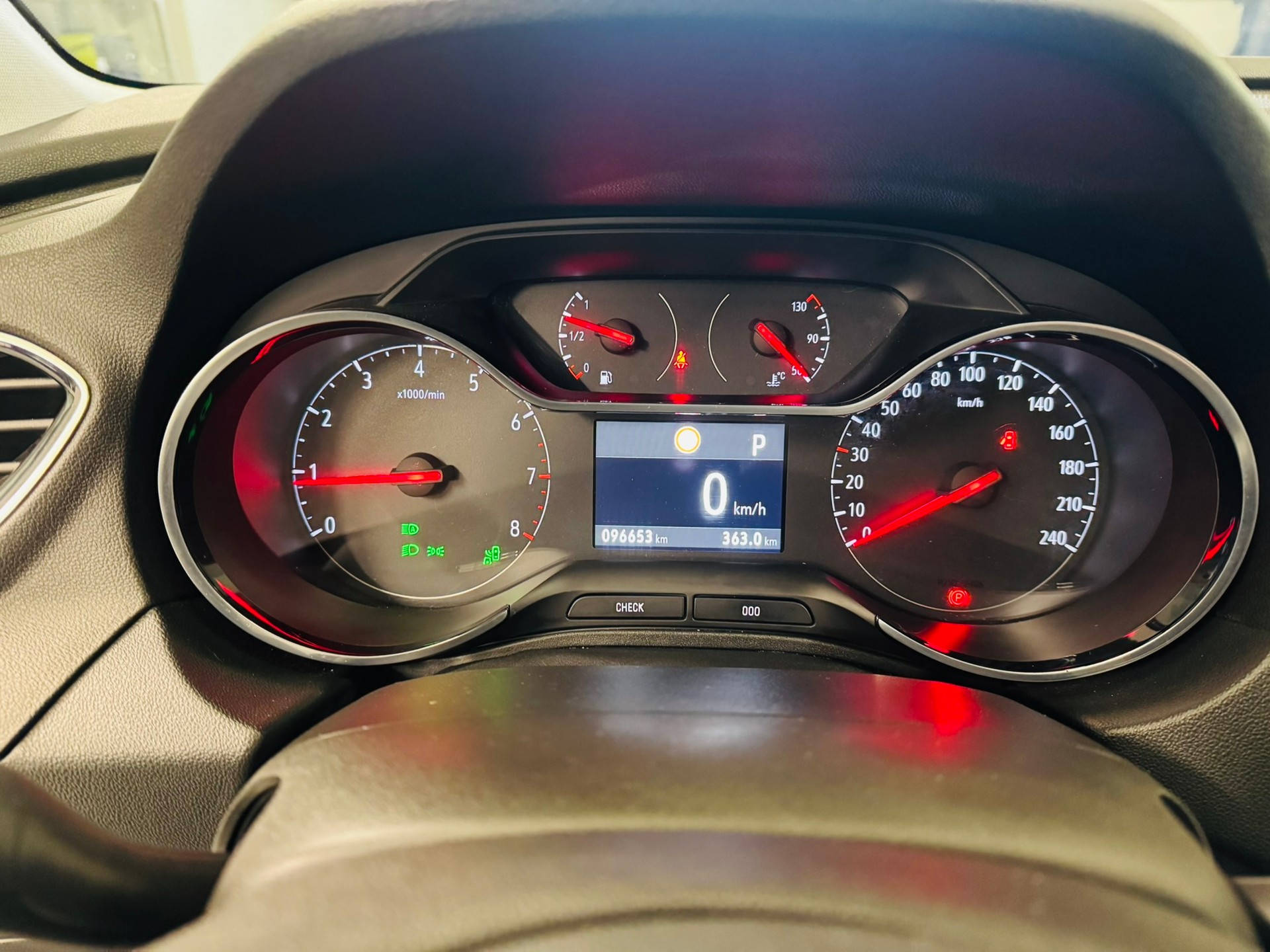 OPEL Grandland X 2.0CDTi Ultimate Automatik-image-14
