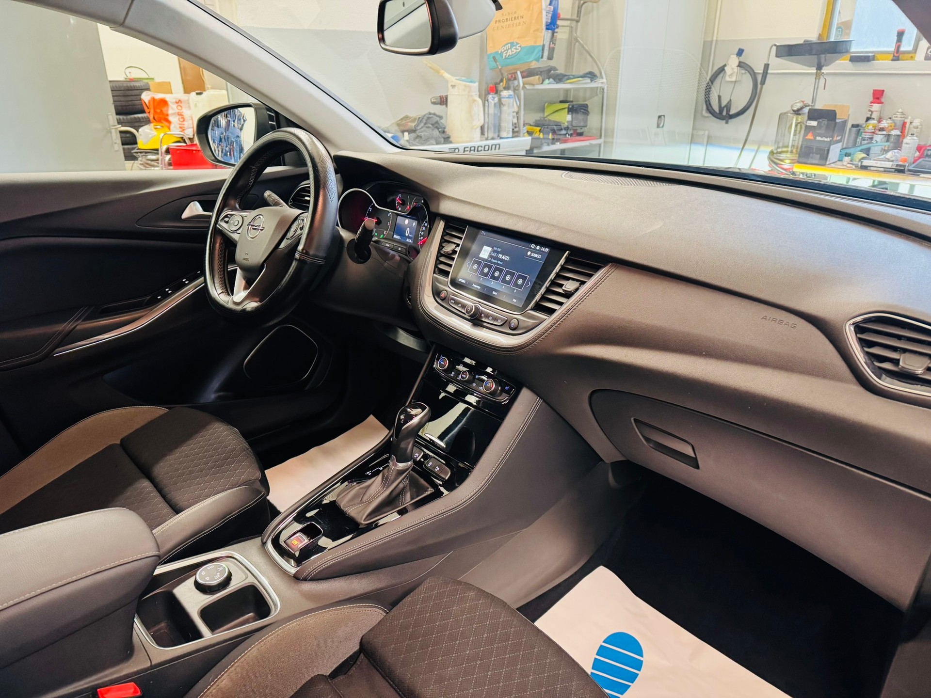 OPEL Grandland X 2.0CDTi Ultimate Automatik-image-8