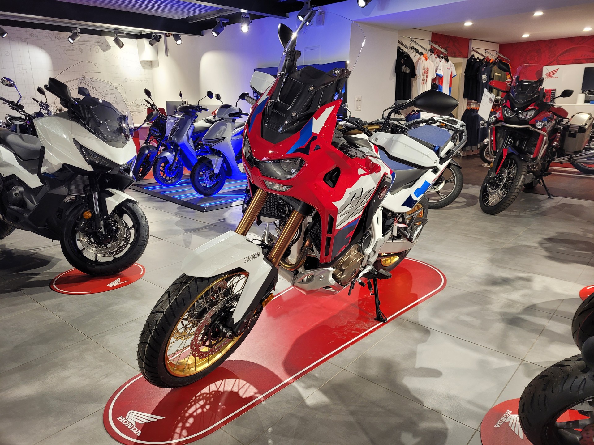 HONDA CRF 1100 Africa Twin Adventure Sports-image-4