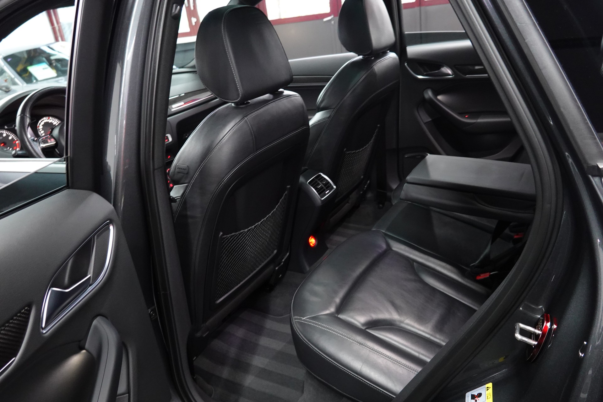 AUDI RS Q3 2.5 TFSI QUATTRO S-TRONIC CH-FZ-image-29