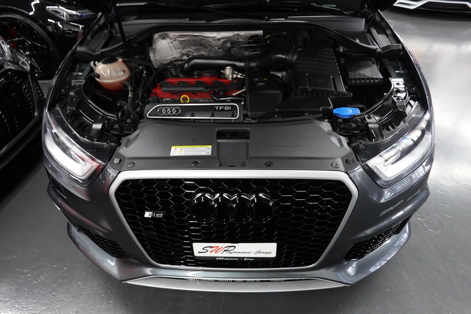 AUDI RS Q3 2.5 TFSI QUATTRO S-TRONIC CH-FZ-image-4