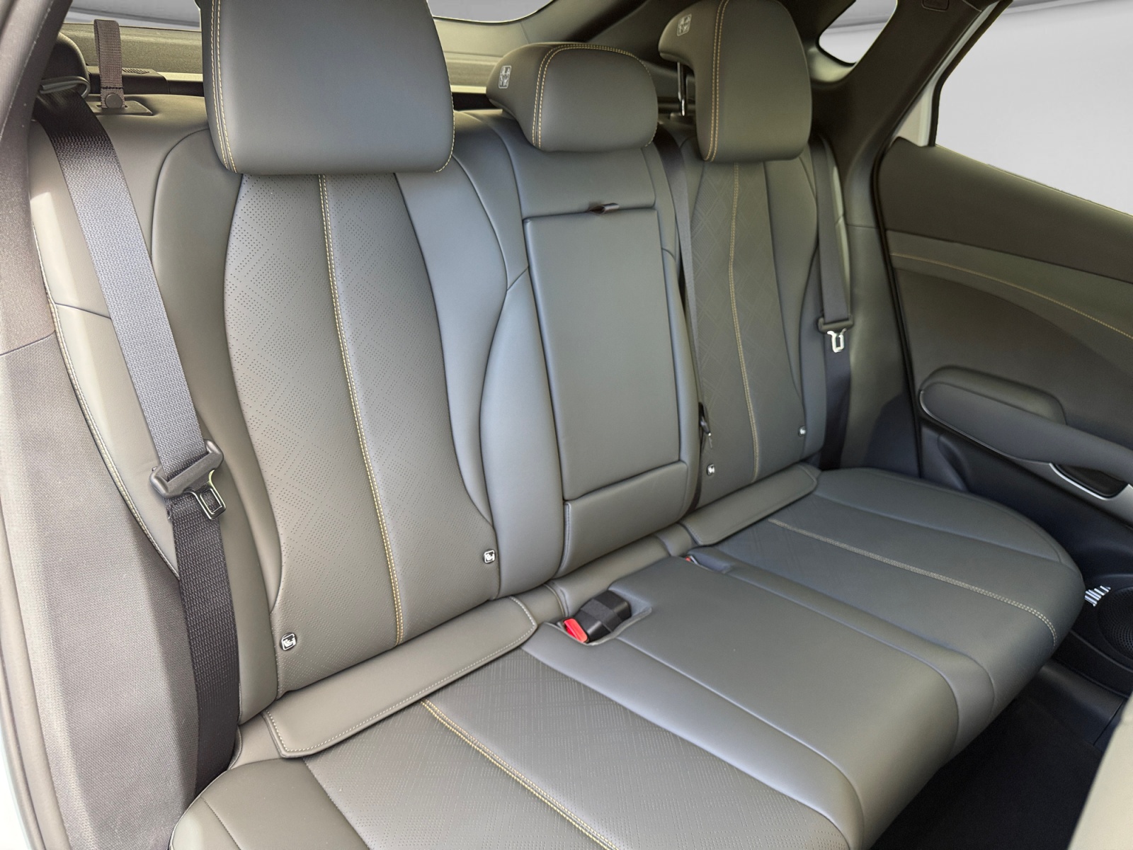 BYD Atto 3 Evo Excellence AWD 74.8kWh-image-18