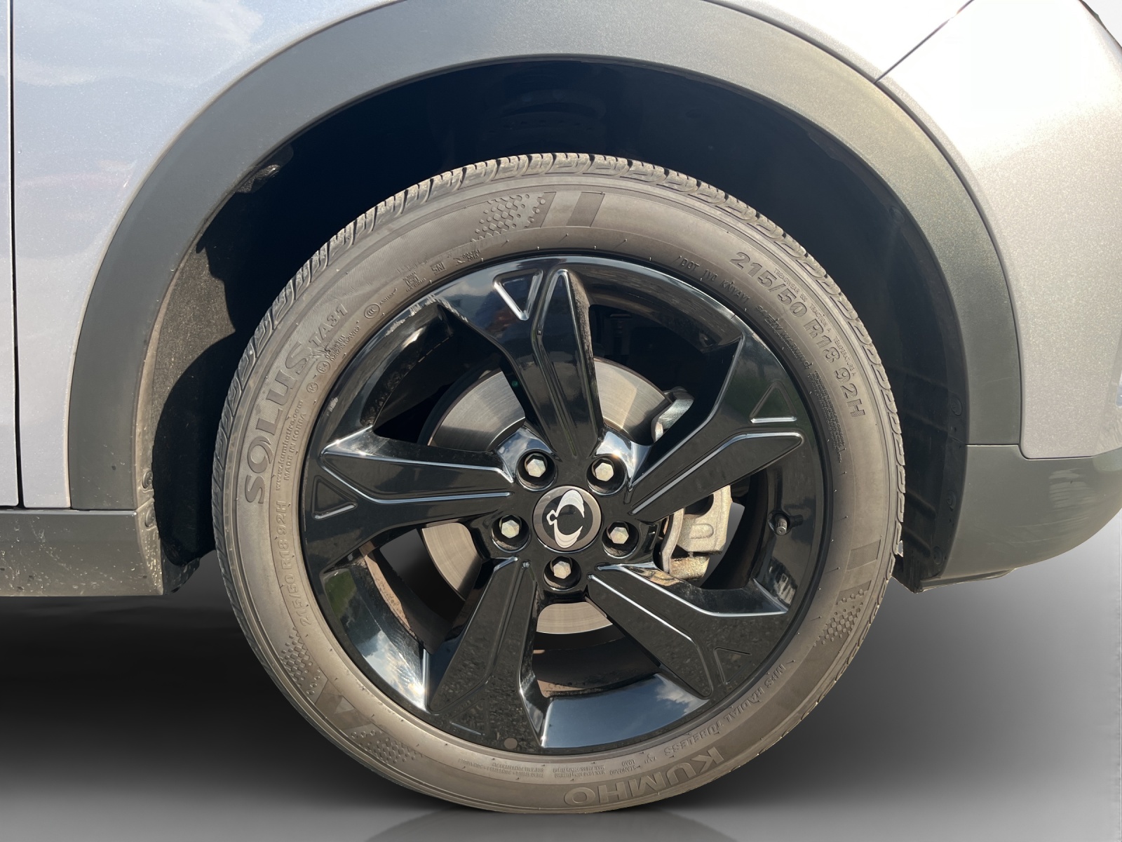KGM-SsangYong Tivoli 1.5 T GDI Blackline 4WD Automat-image-15