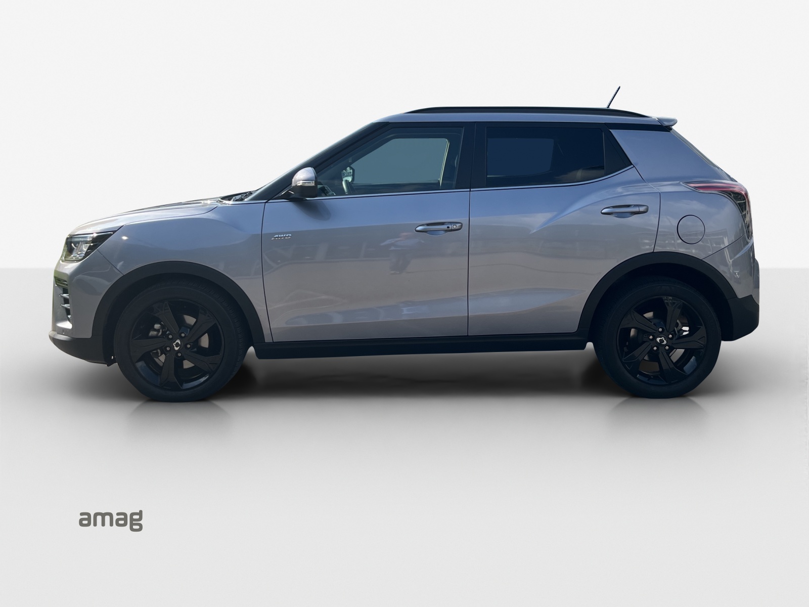 KGM-SsangYong Tivoli 1.5 T GDI Blackline 4WD Automat-showroom-element-1