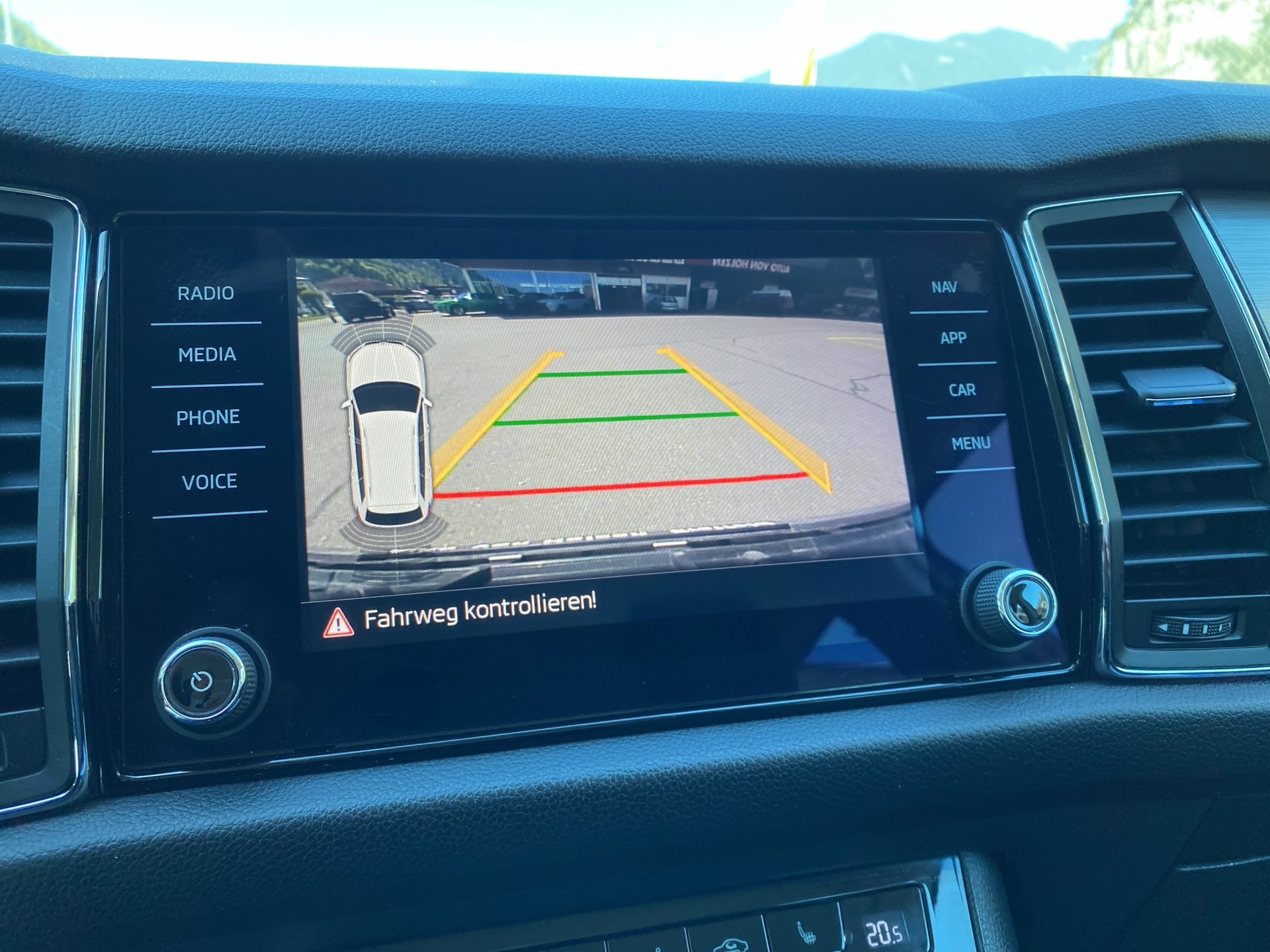 SKODA Kodiaq 2.0 TDI CR Active 4x4-image-14