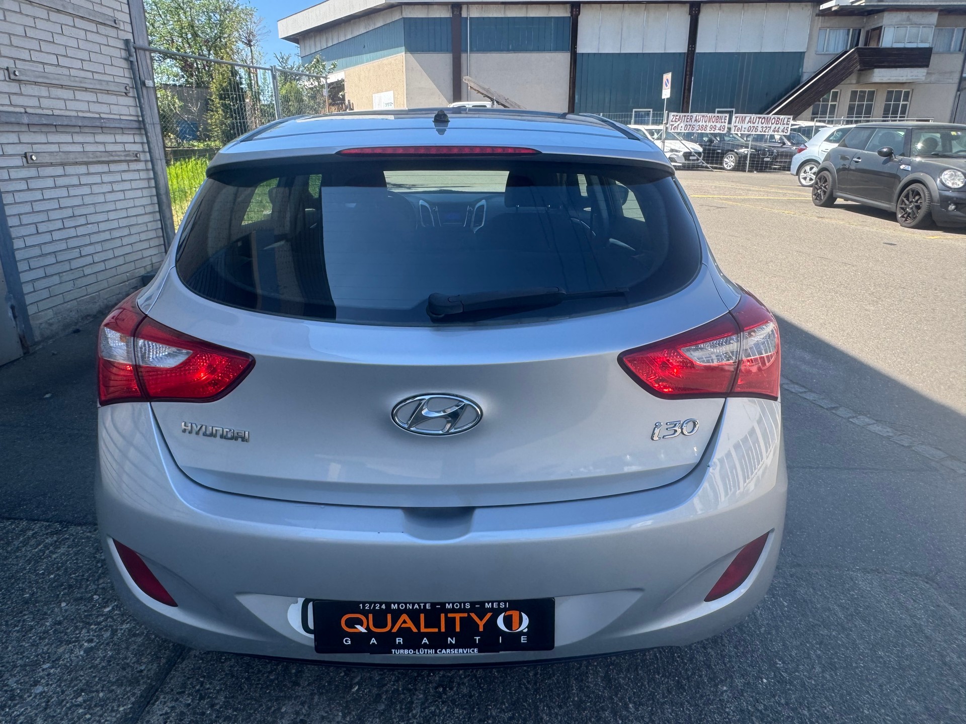 HYUNDAI i30 1.6 CRDi Plena-image-4