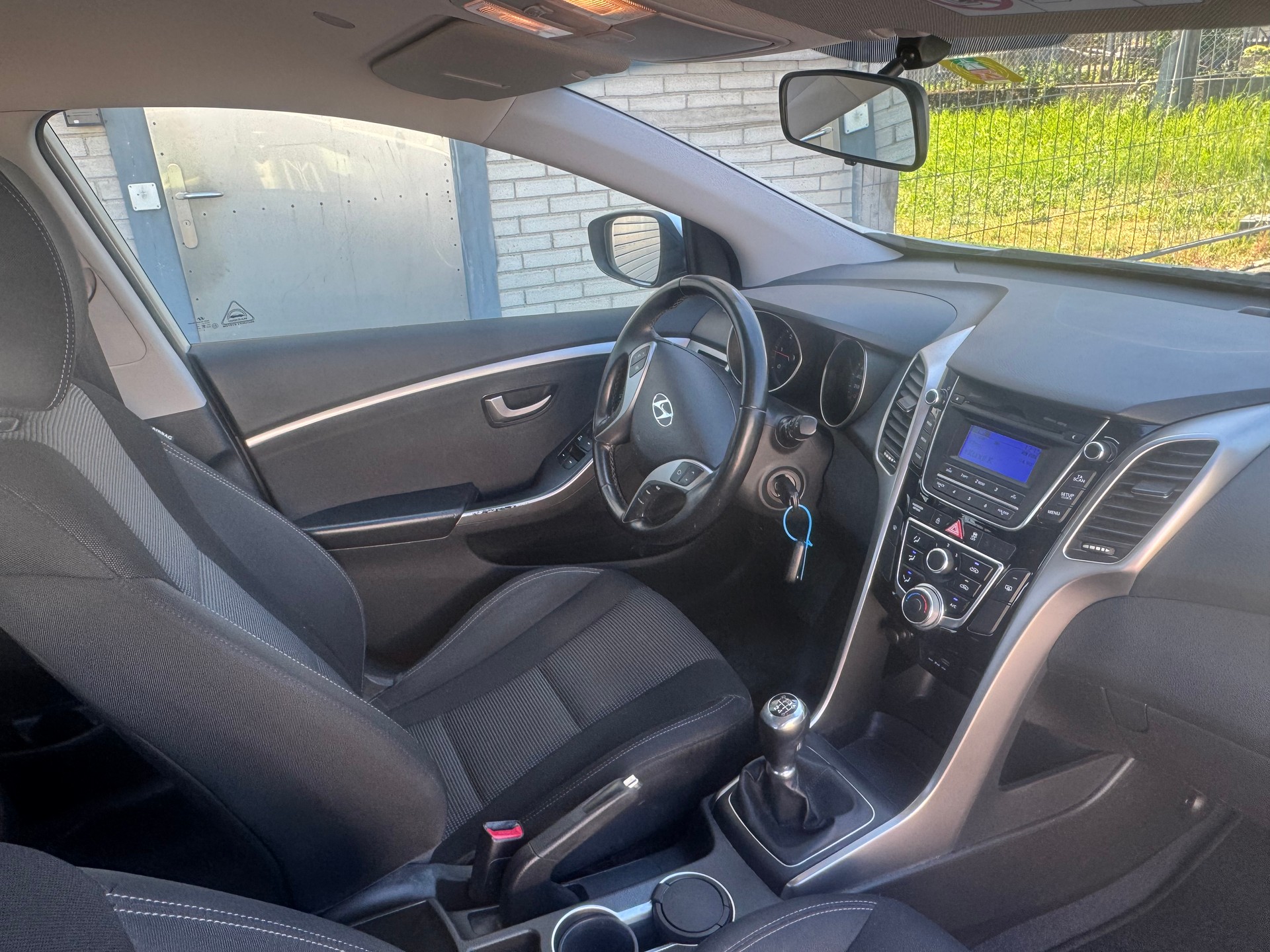 HYUNDAI i30 1.6 CRDi Plena-image-10
