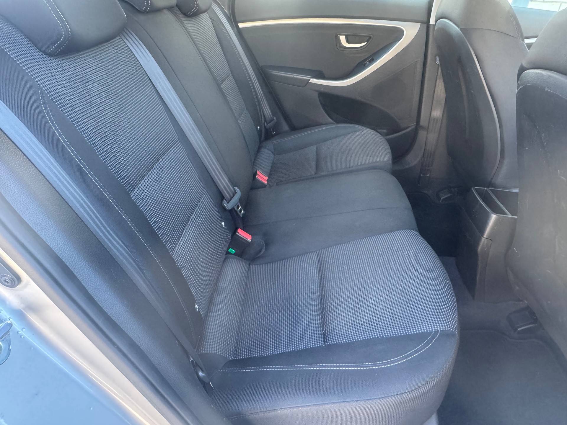 HYUNDAI i30 1.6 CRDi Plena-image-11