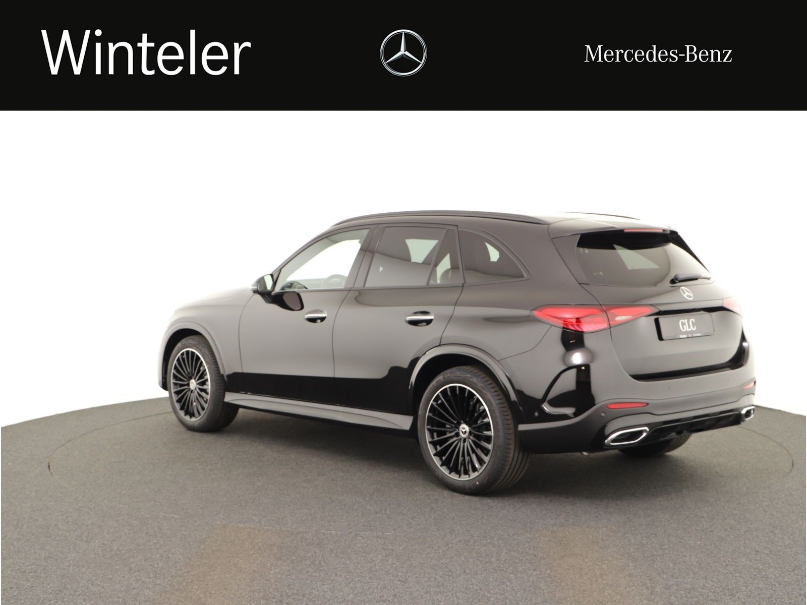 MERCEDES-BENZ GLC 300 4M AMG Line-image-2