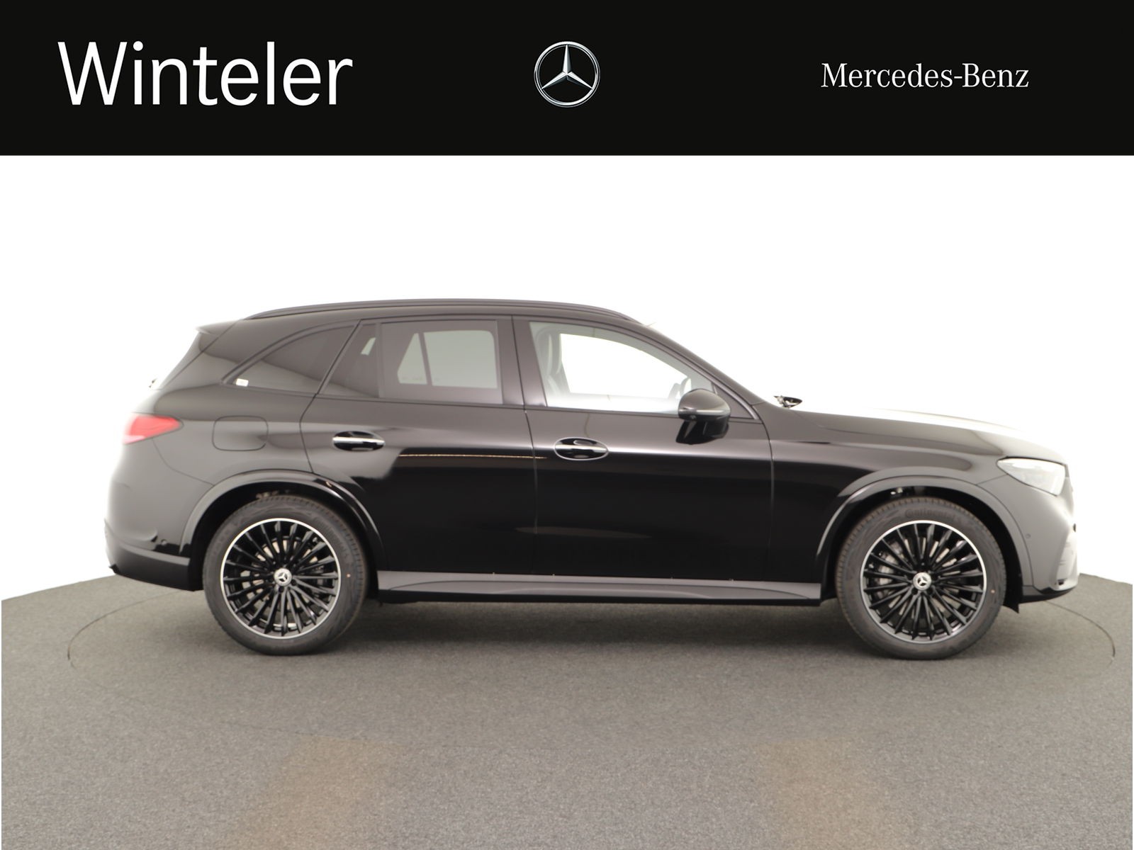 MERCEDES-BENZ GLC 300 4M AMG Line-image-5