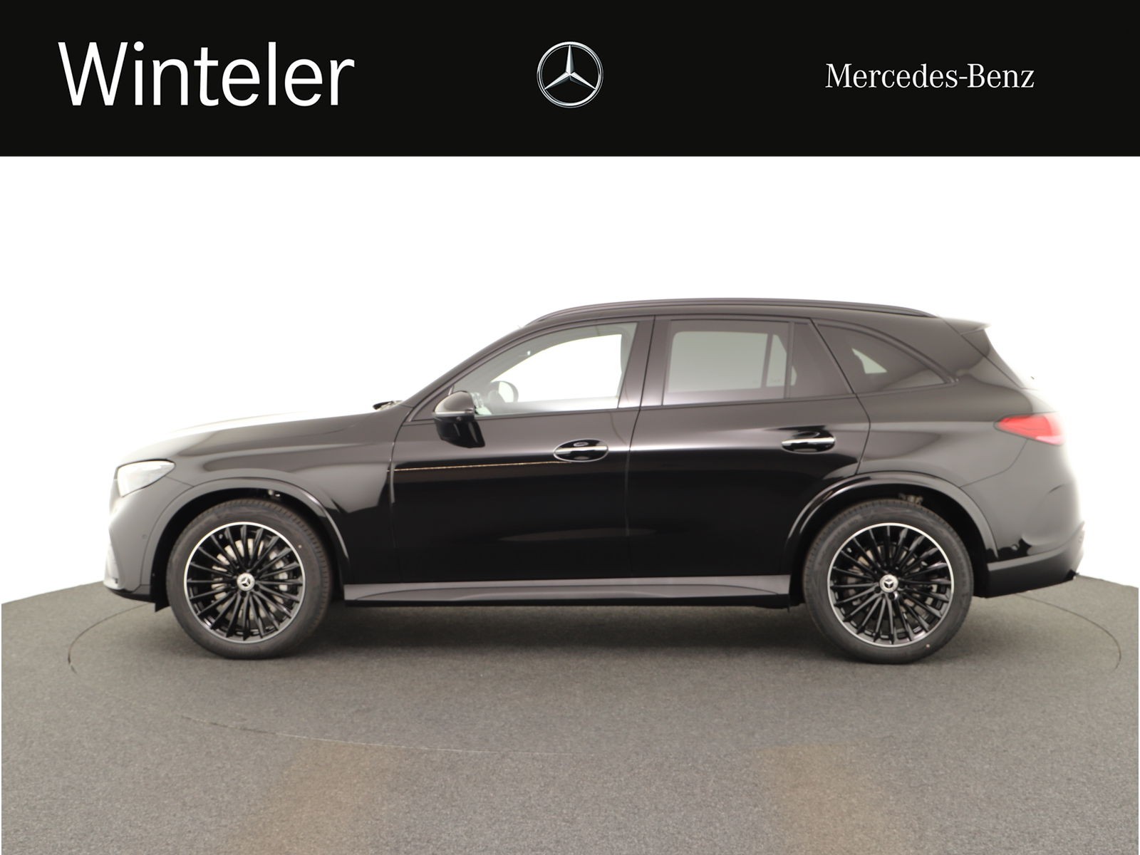 MERCEDES-BENZ GLC 300 4M AMG Line-image-1