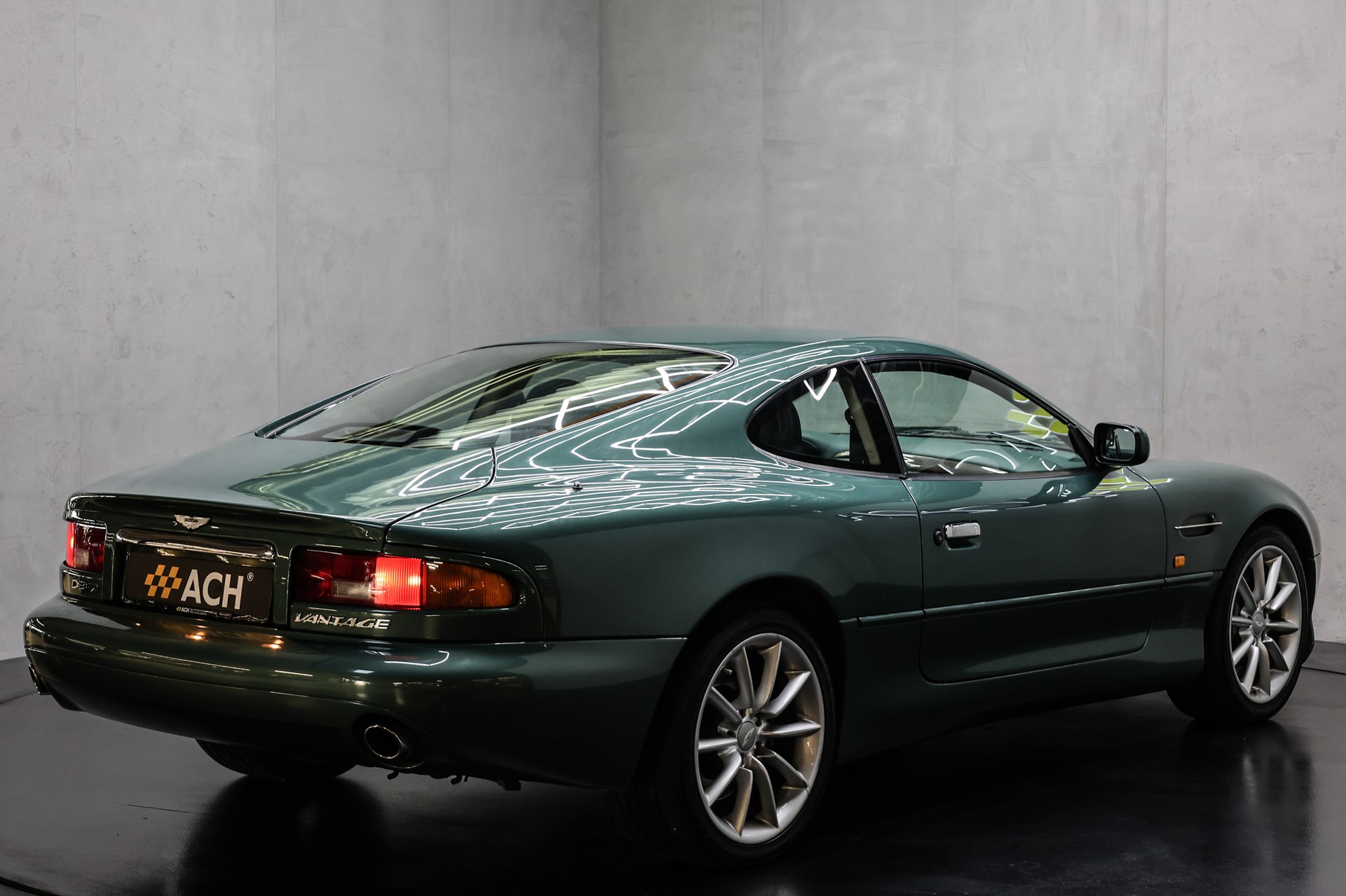 ASTON MARTIN DB7 Vantage 5.9-image-5
