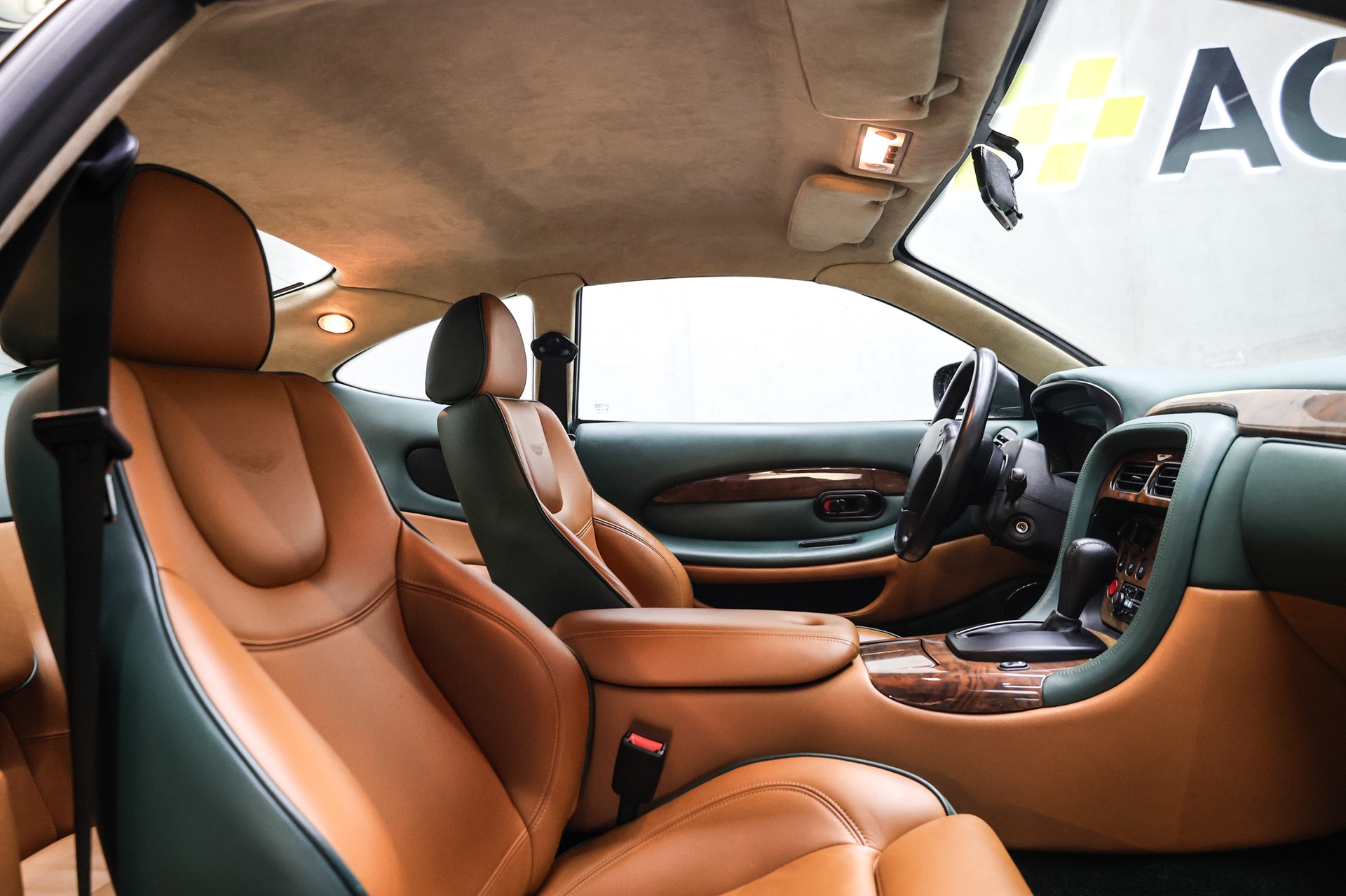 ASTON MARTIN DB7 Vantage 5.9-image-31