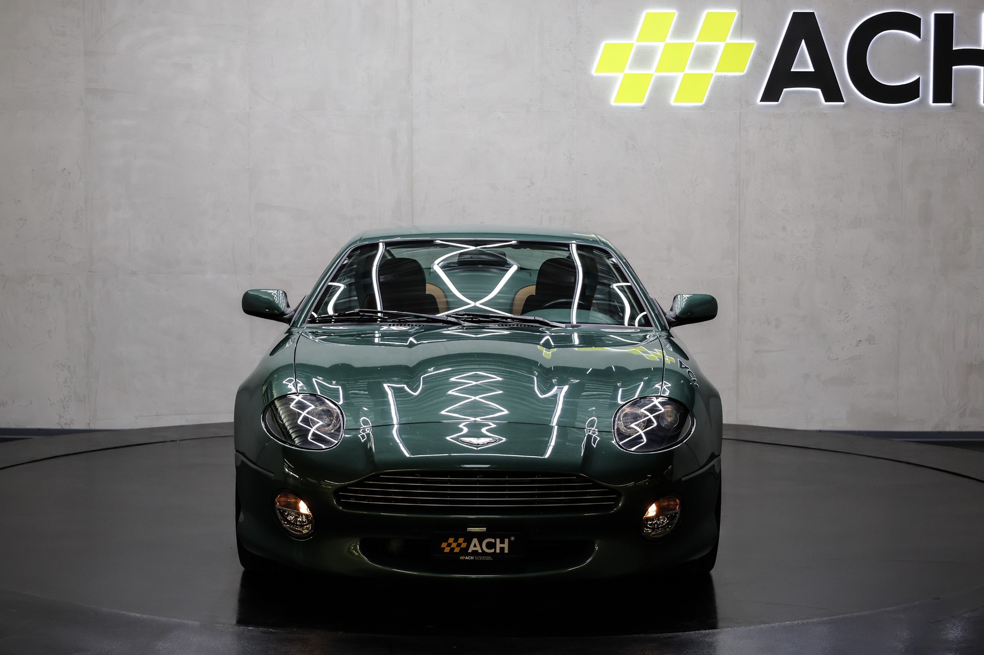 ASTON MARTIN DB7 Vantage 5.9-showroom-element-1