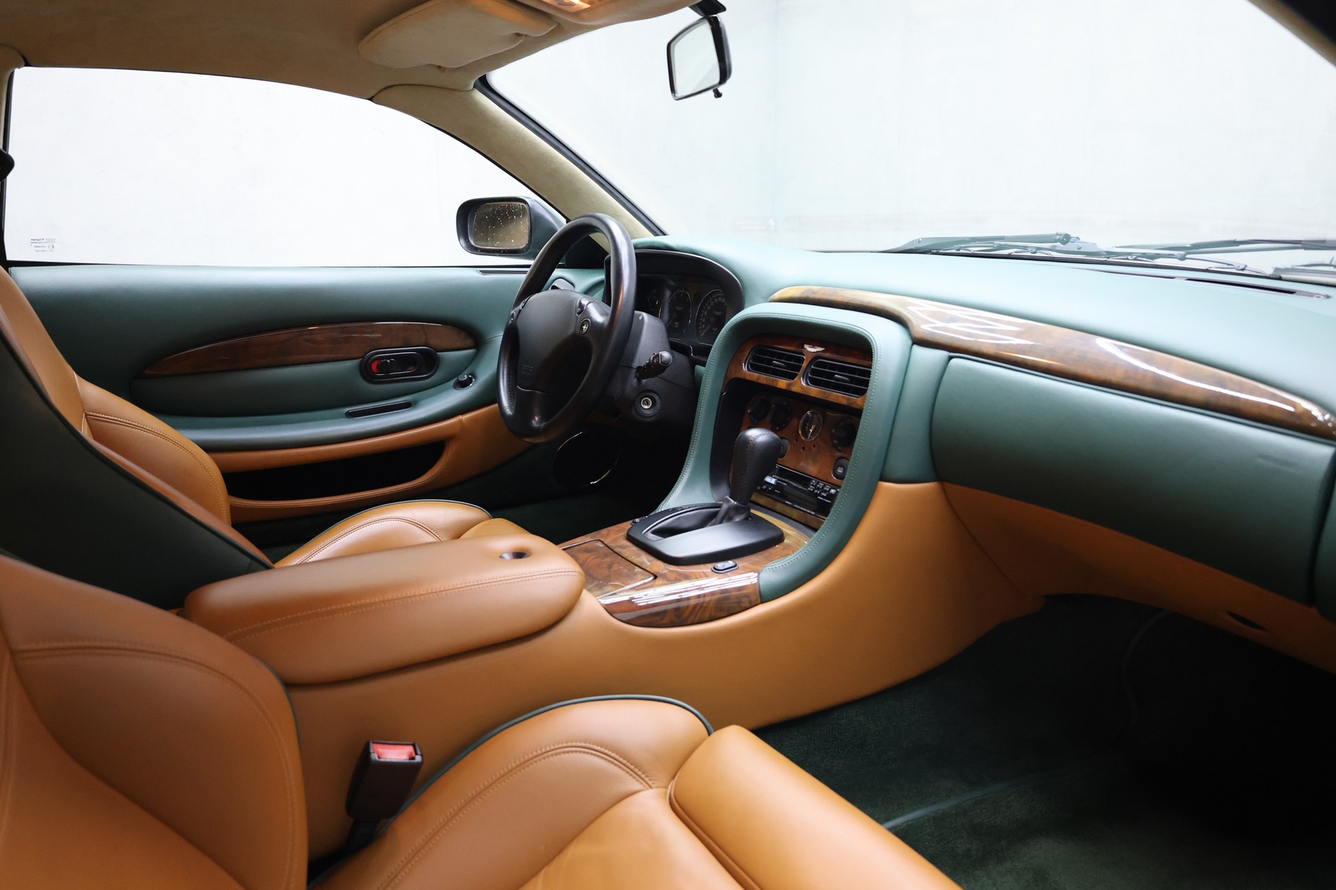ASTON MARTIN DB7 Vantage 5.9-image-24