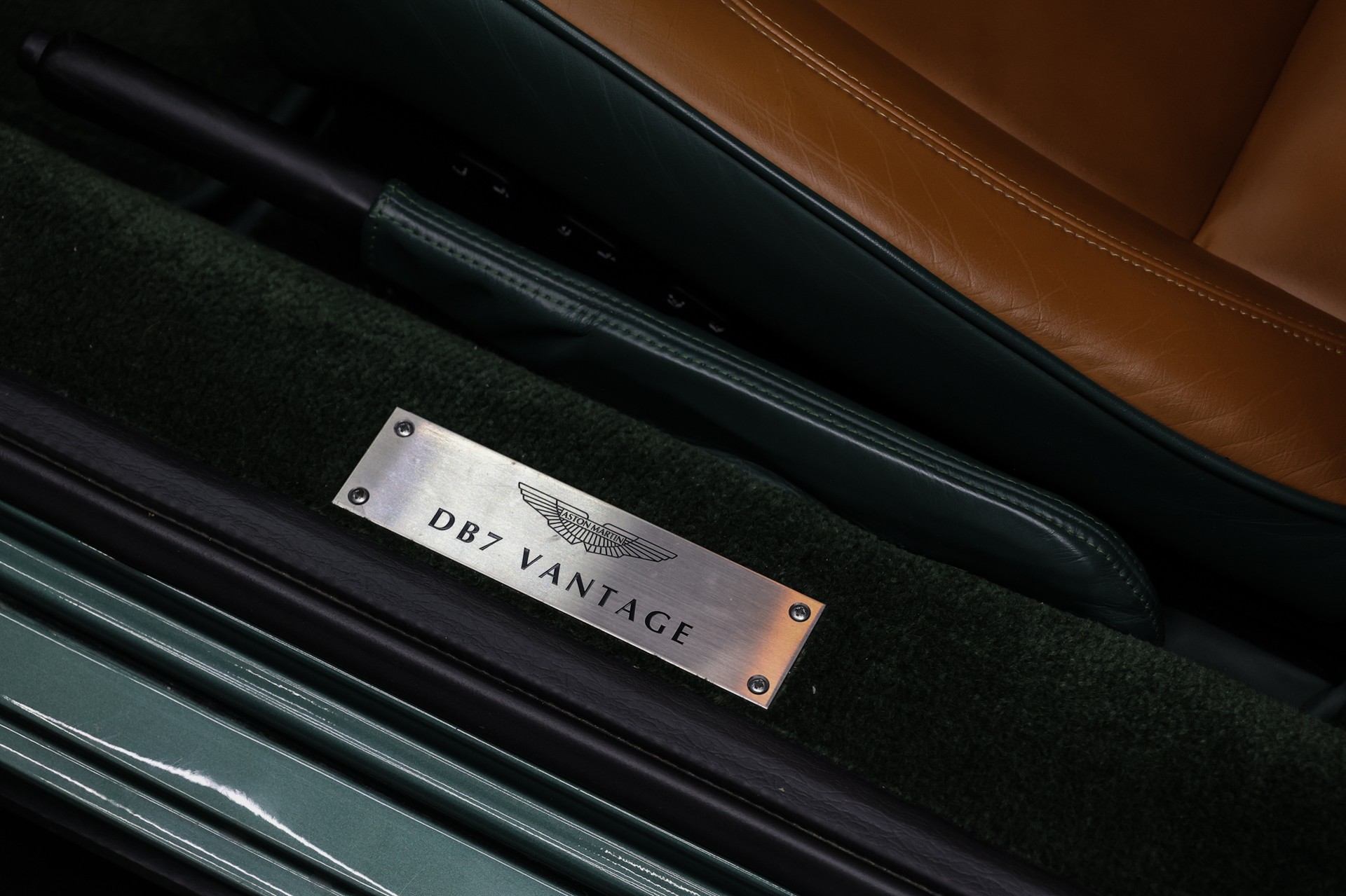 ASTON MARTIN DB7 Vantage 5.9-image-19