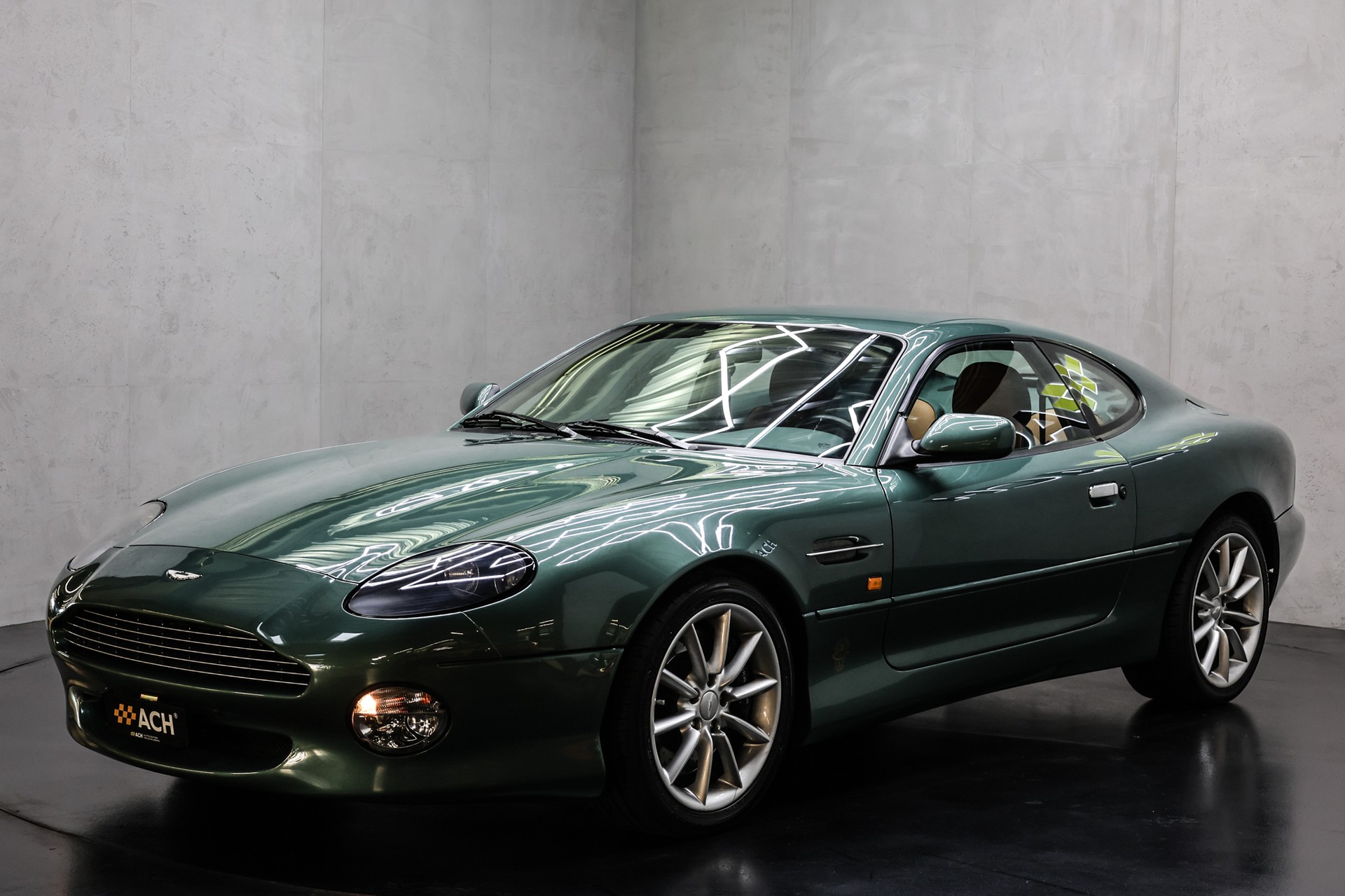 ASTON MARTIN DB7 Vantage 5.9-showroom-element-2
