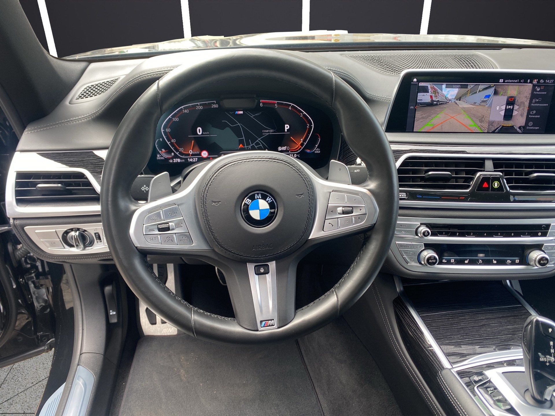 BMW 730d xDrive M Sport Steptronic-image-11