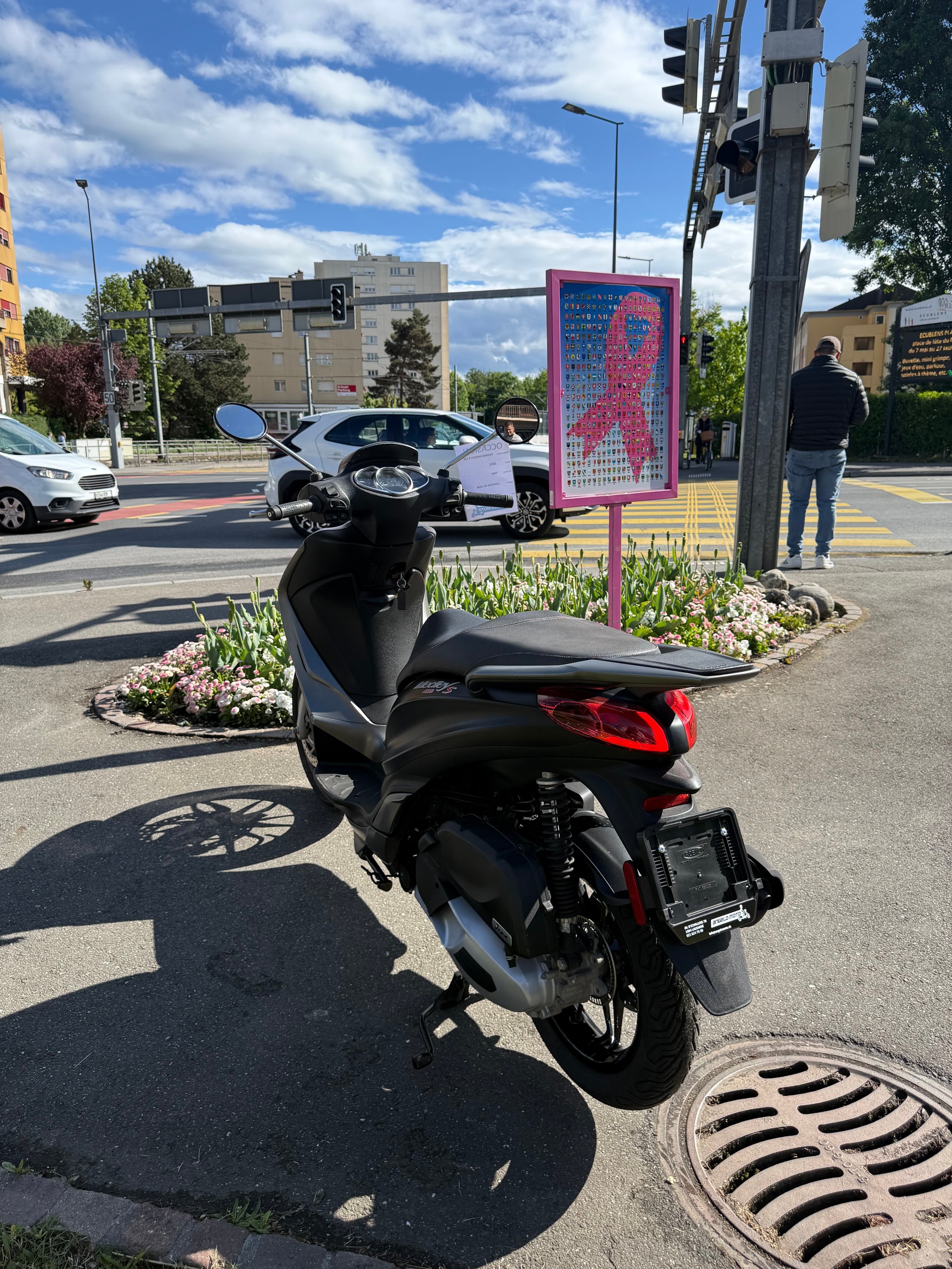 PIAGGIO Medley 125 Sport-image-1