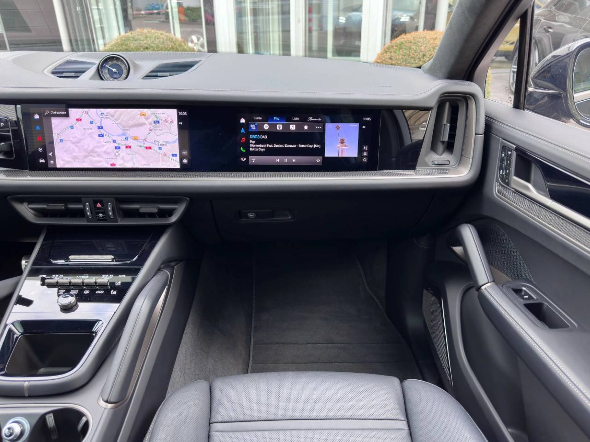 PORSCHE Cayenne Turbo E-Hybrid Coupé-image-19