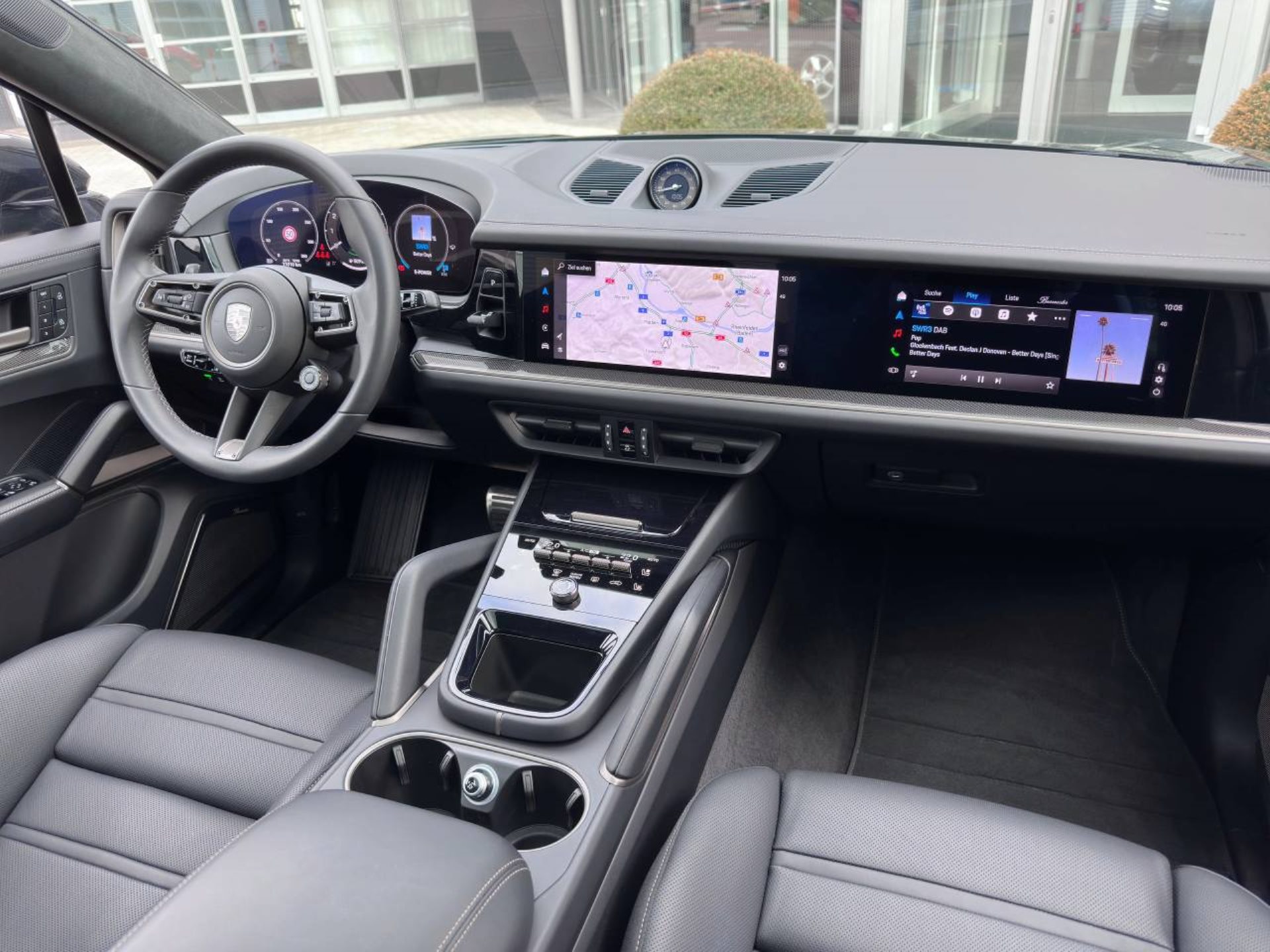 PORSCHE Cayenne Turbo E-Hybrid Coupé-image-21