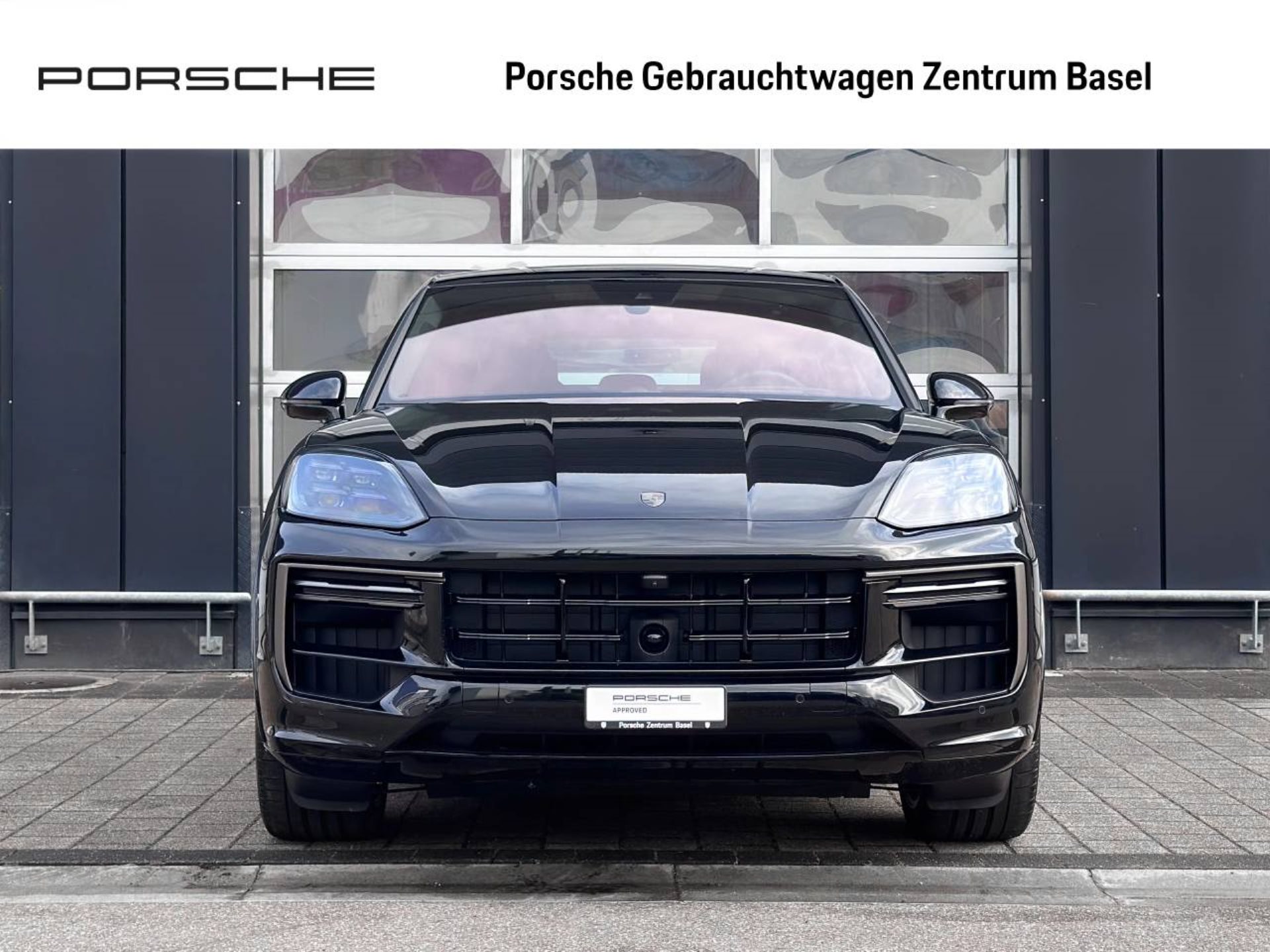 PORSCHE Cayenne Turbo E-Hybrid Coupé-image-6