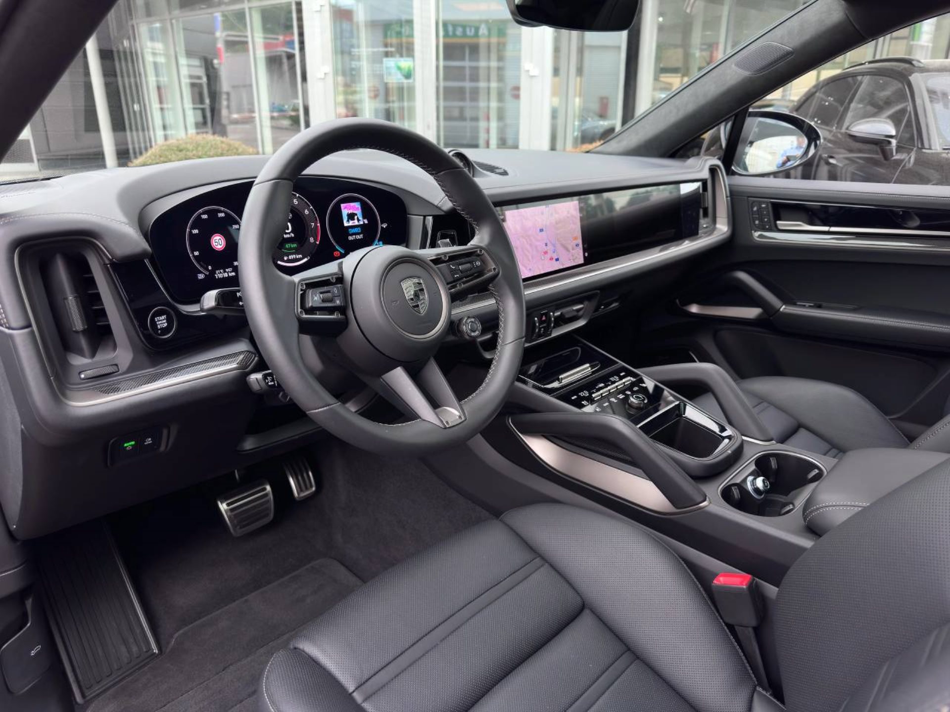 PORSCHE Cayenne Turbo E-Hybrid Coupé-showroom-element-3