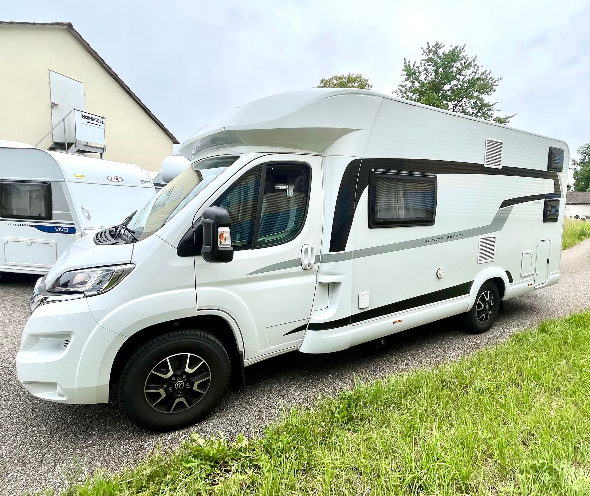 HOBBY Optima T65 mit XXL Stockbetten☀️-image-3