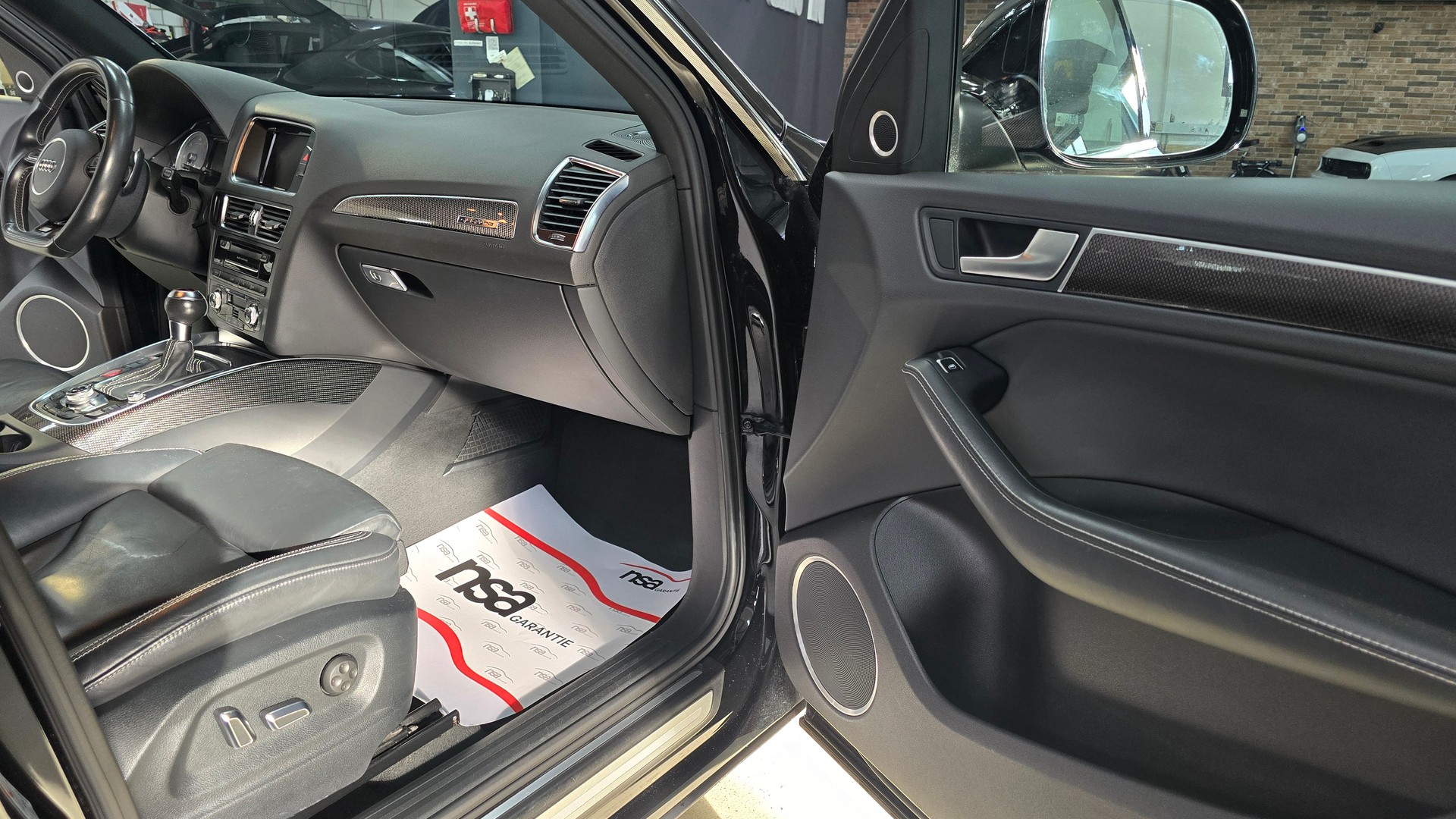 AUDI SQ5 3.0 TDI quattro tiptronic-image-23