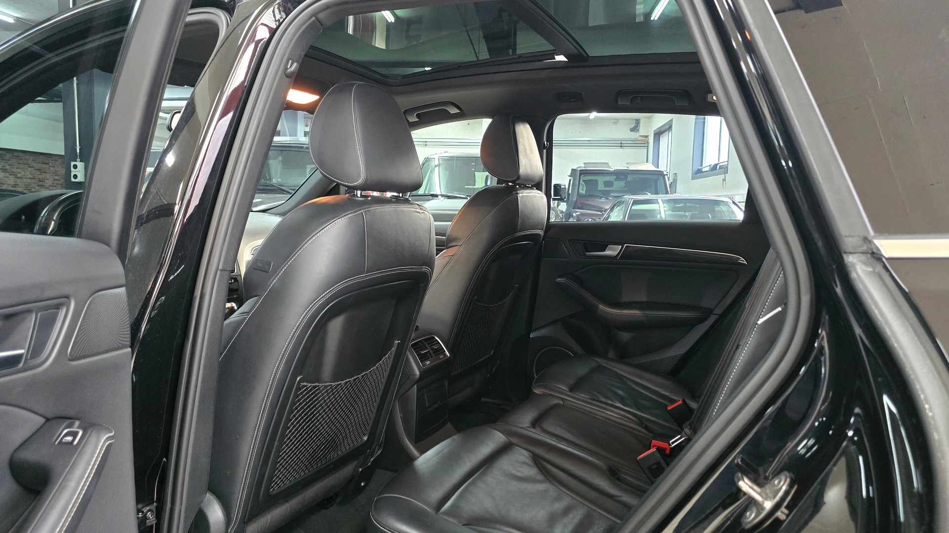 AUDI SQ5 3.0 TDI quattro tiptronic-image-19