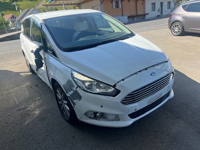 FORD S-Max 2.0 TDCi Titanium PowerShift-image-5