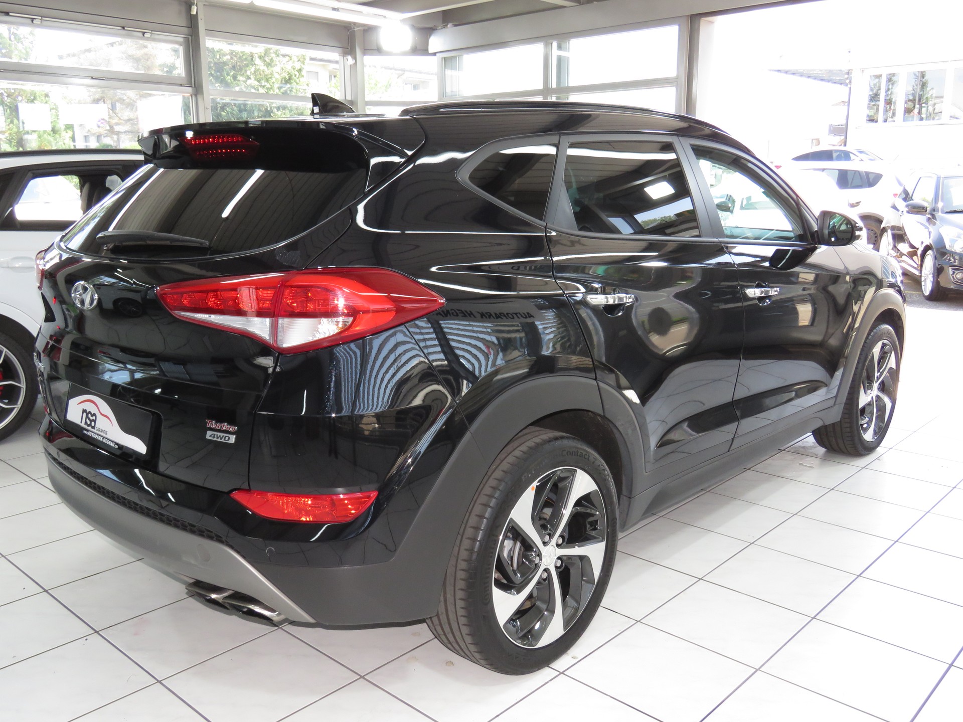 HYUNDAI Tucson 1.6 TGDI Vertex 4WD Automatic-image-3
