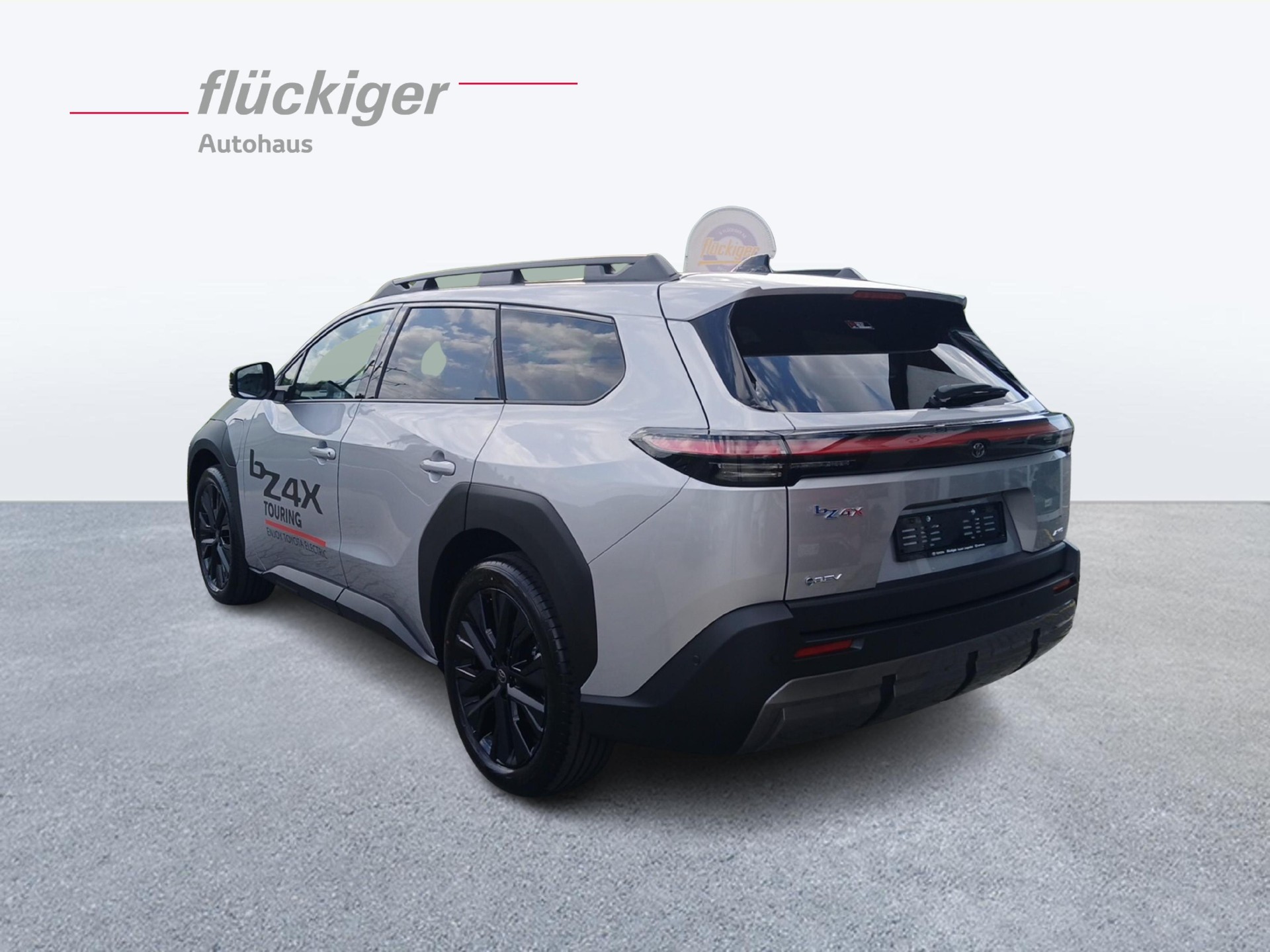 TOYOTA bZ4X Touring Premium AWD-showroom-element-2