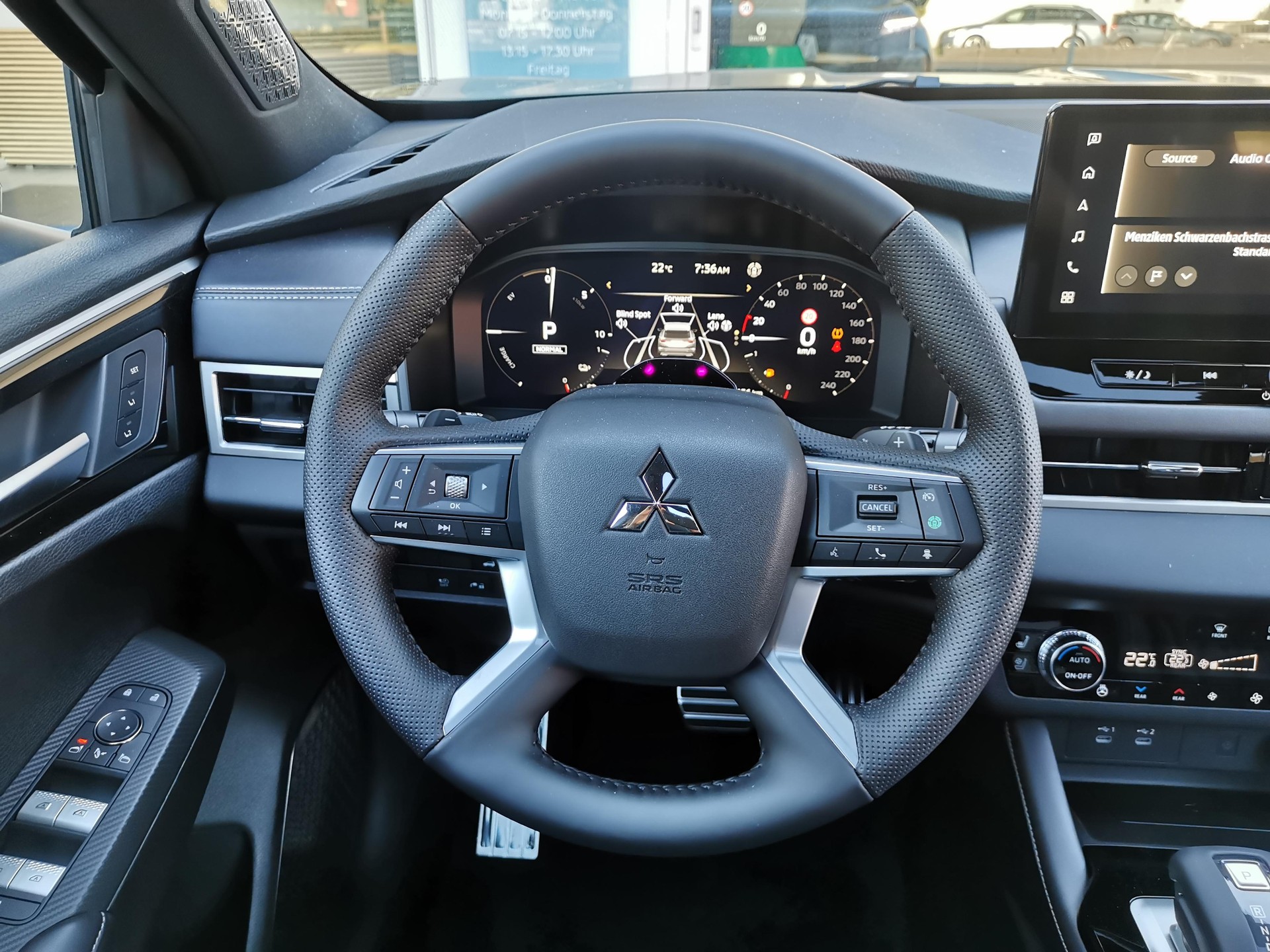MITSUBISHI Outlander 2.4 PHEV Sport 4x4-image-14