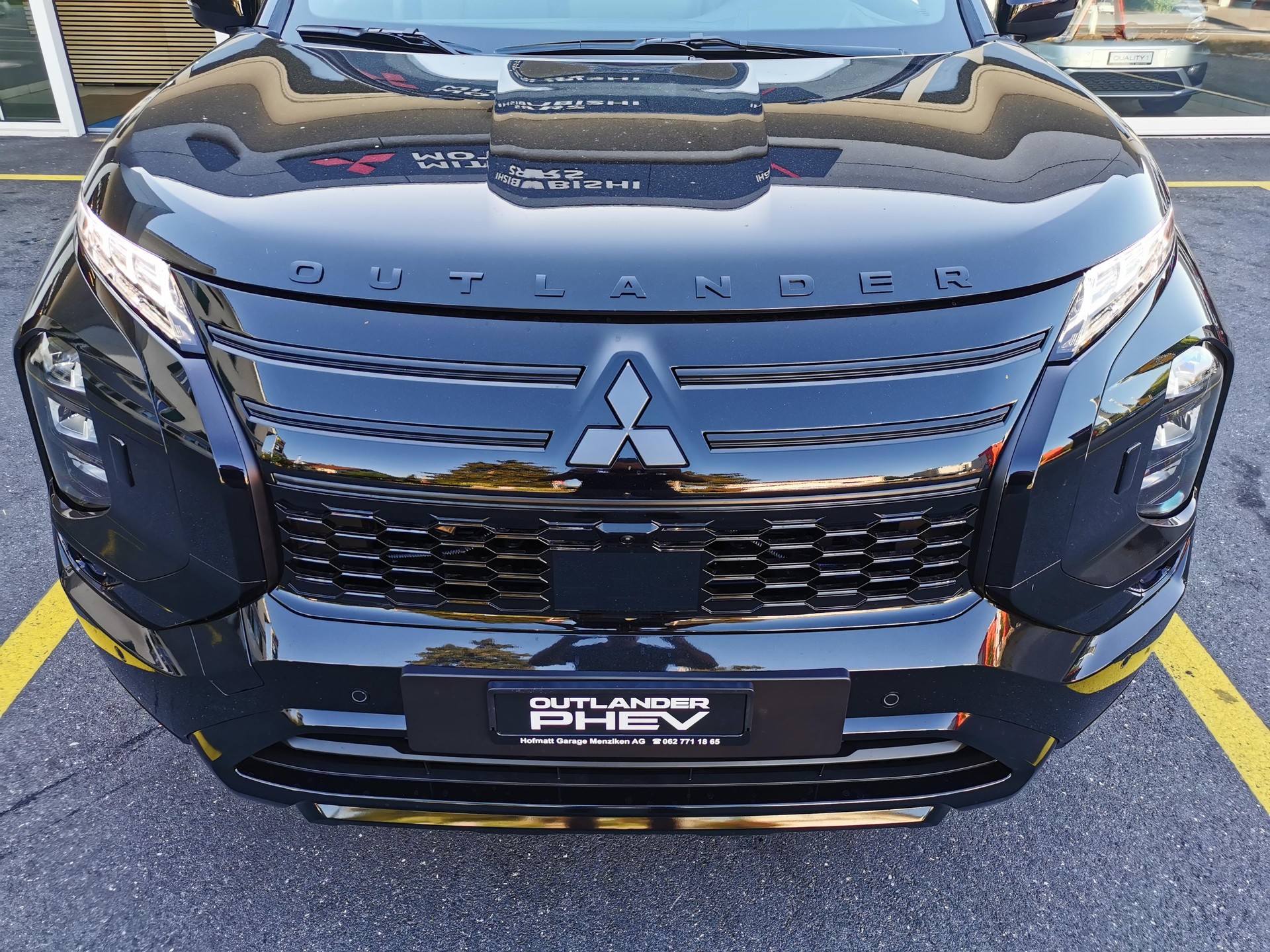MITSUBISHI Outlander 2.4 PHEV Sport 4x4-image-4