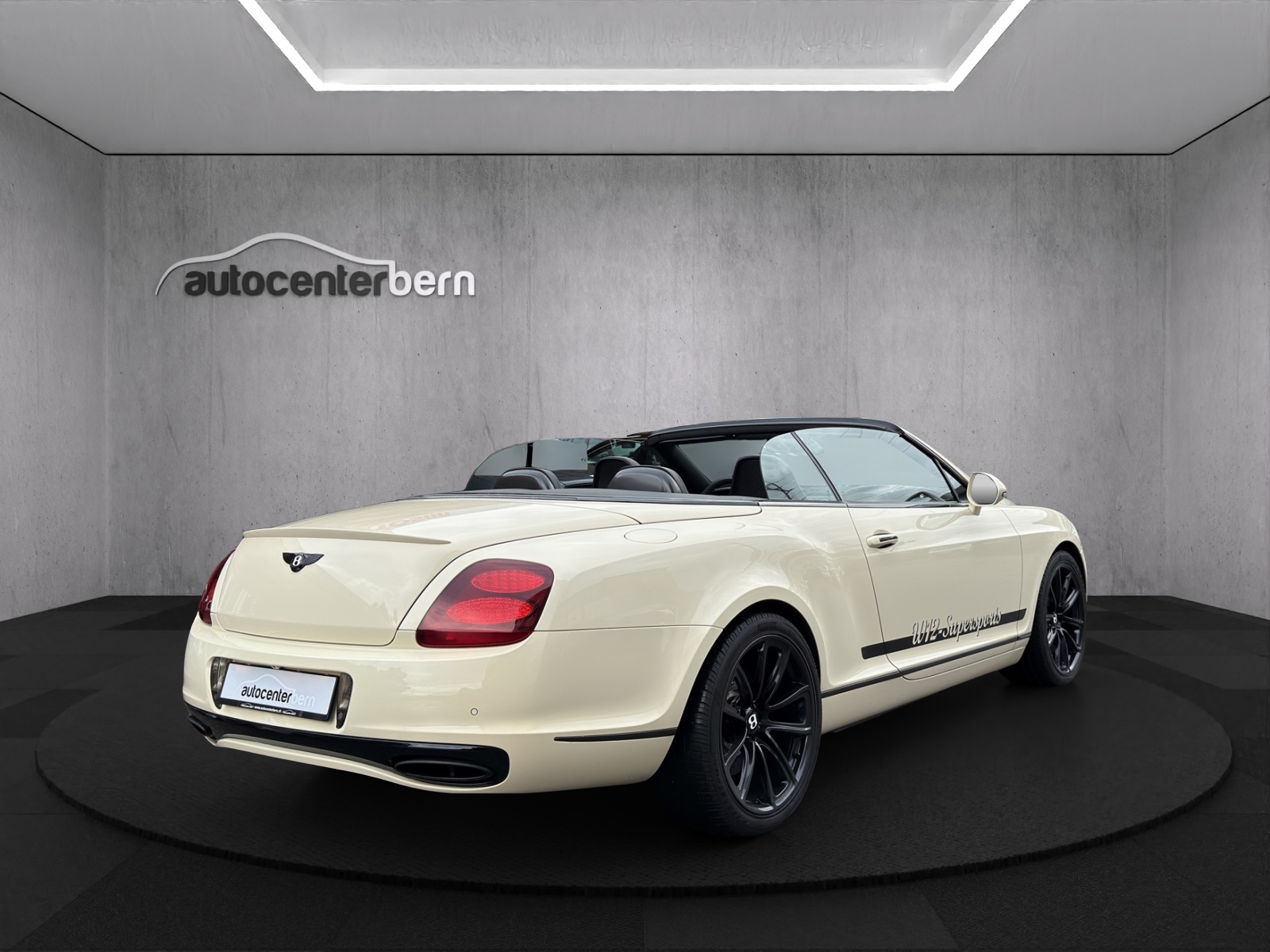 BENTLEY Continental Supersports Convertible 6.0-image-6