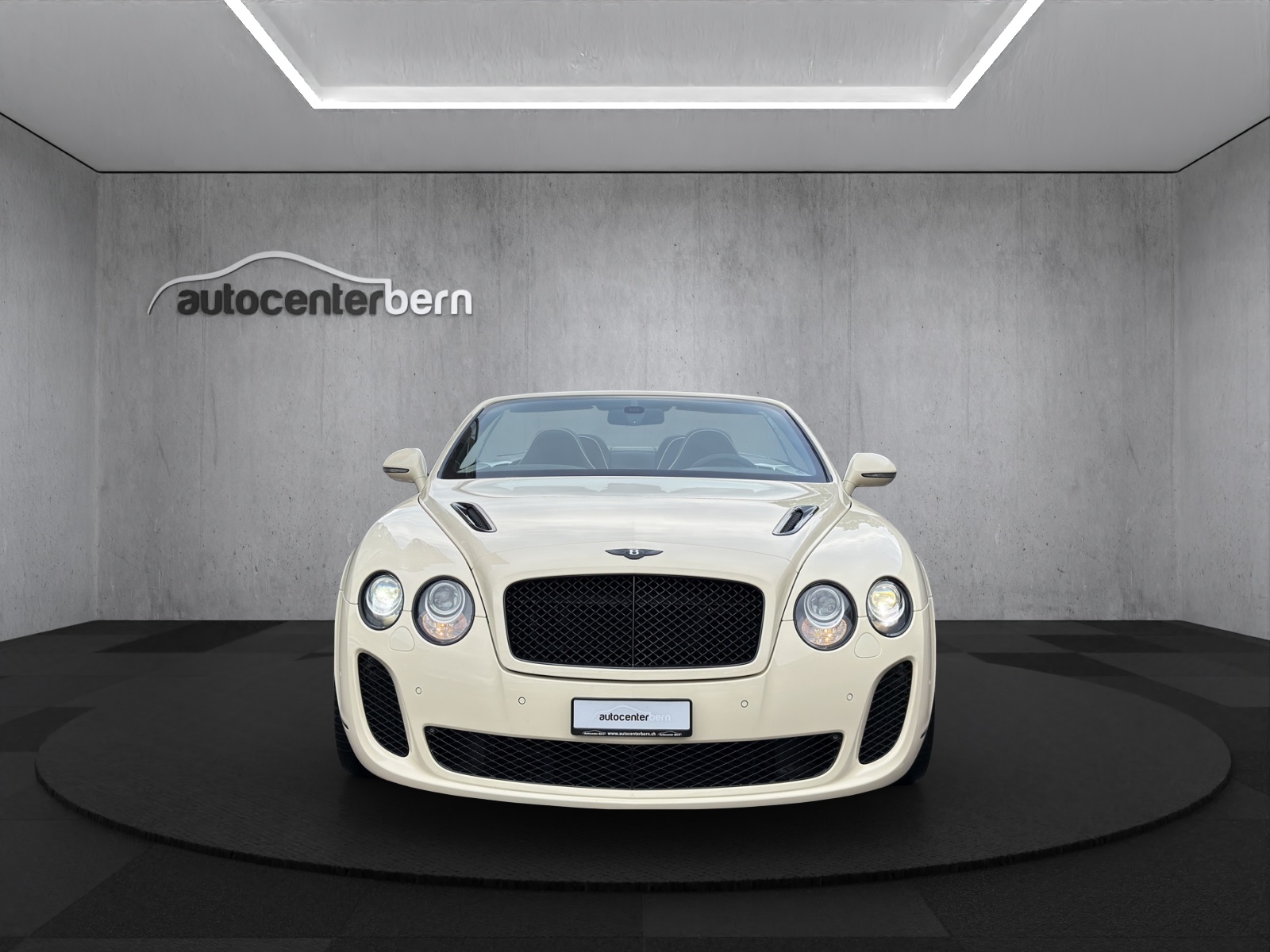 BENTLEY Continental Supersports Convertible 6.0-image-1