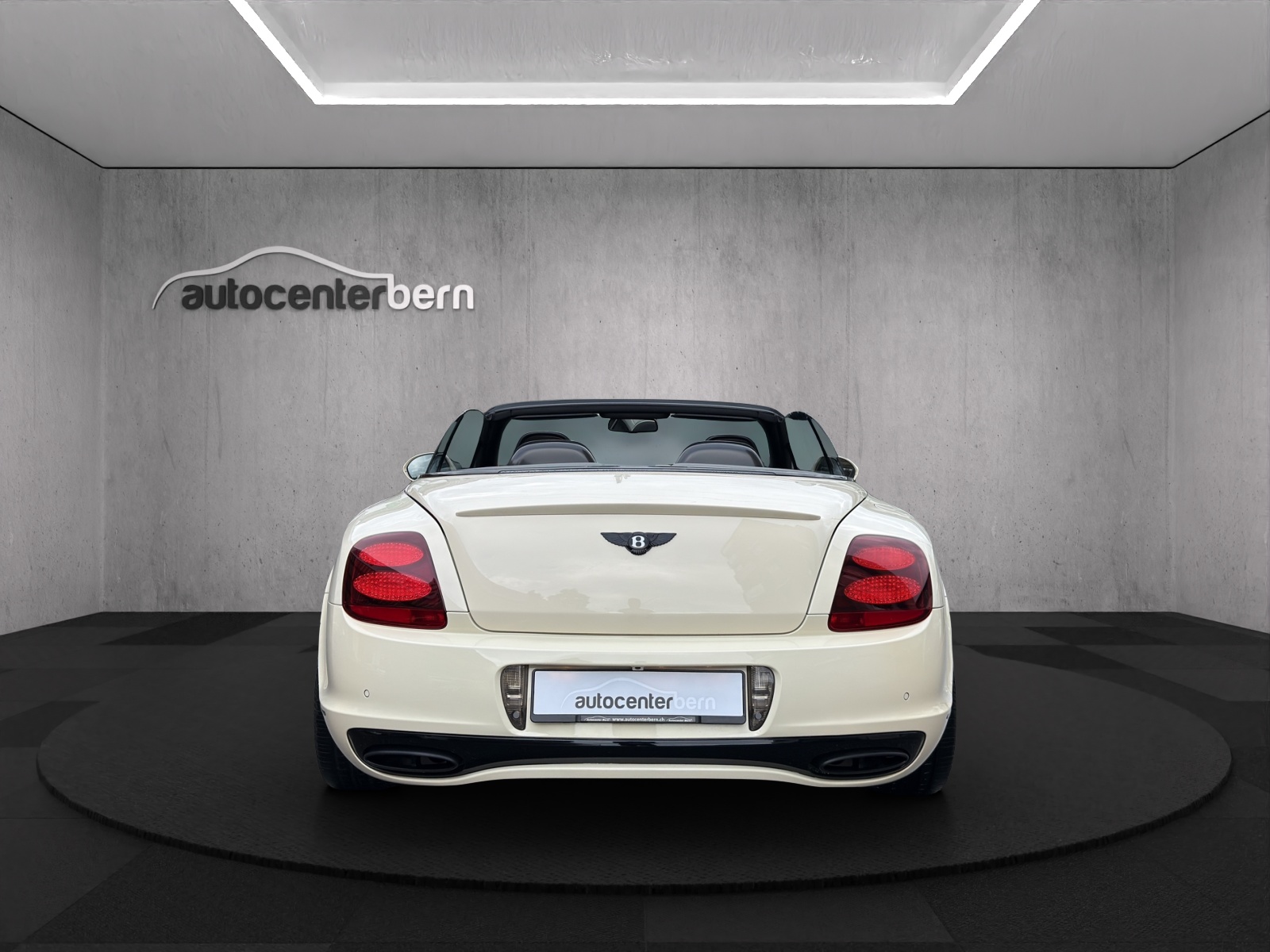 BENTLEY Continental Supersports Convertible 6.0-image-5