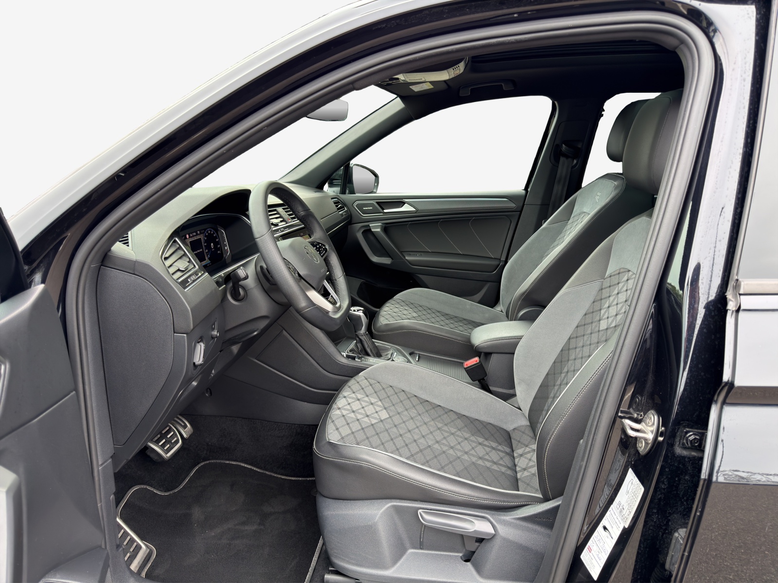 VW Tiguan Allspace 2.0 TDI SCR R-Line 4Motion DSG-image-7