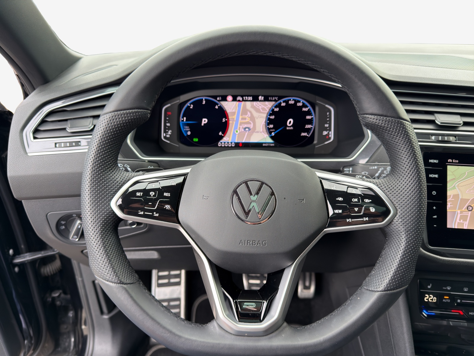 VW Tiguan Allspace 2.0 TDI SCR R-Line 4Motion DSG-image-9