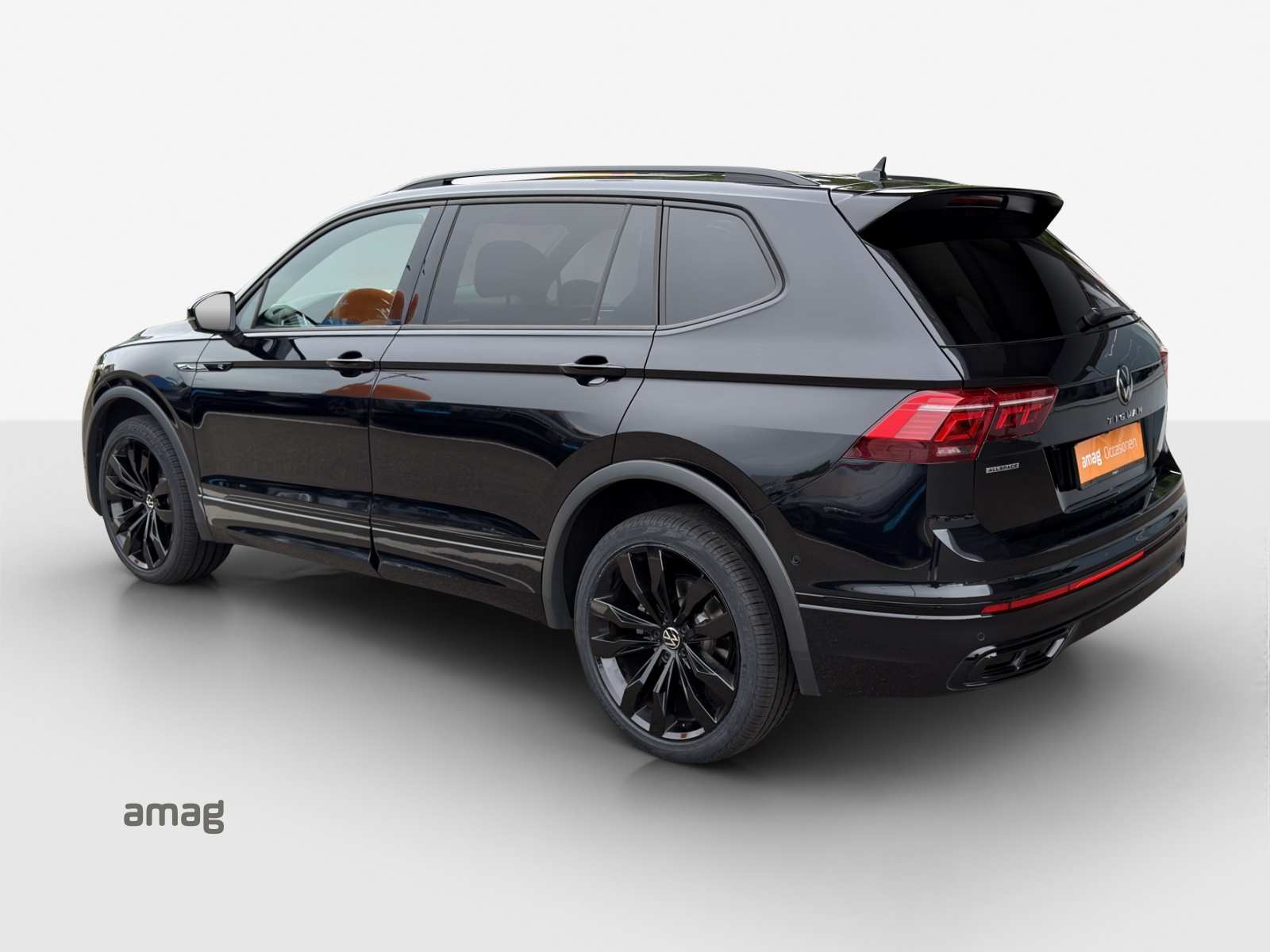 VW Tiguan Allspace 2.0 TDI SCR R-Line 4Motion DSG-image-2