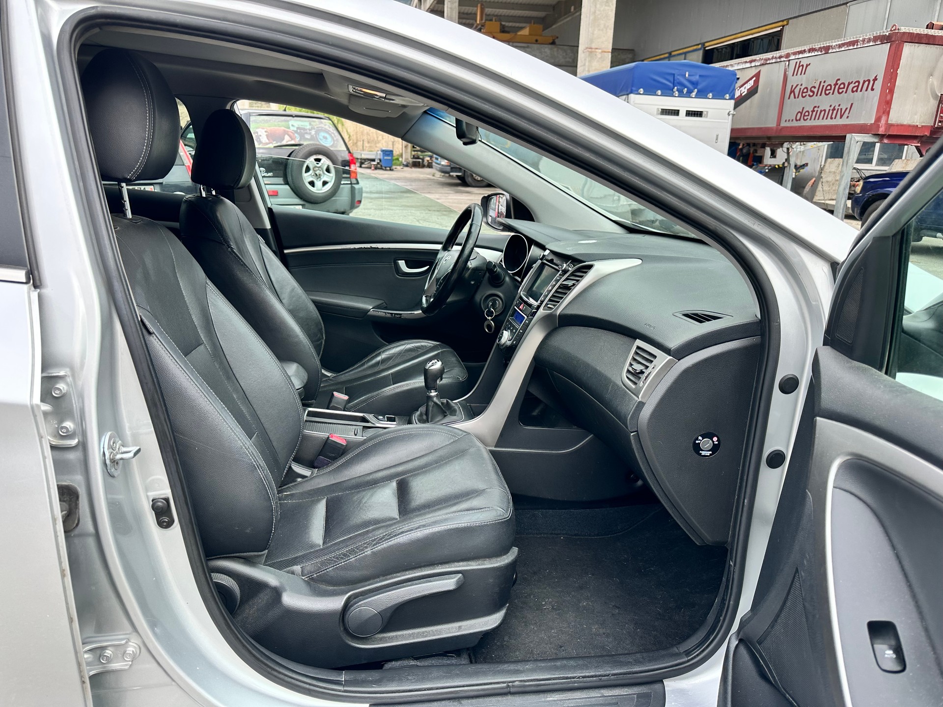 HYUNDAI 30 Wagon 1.6 CRDi Vertex-image-15